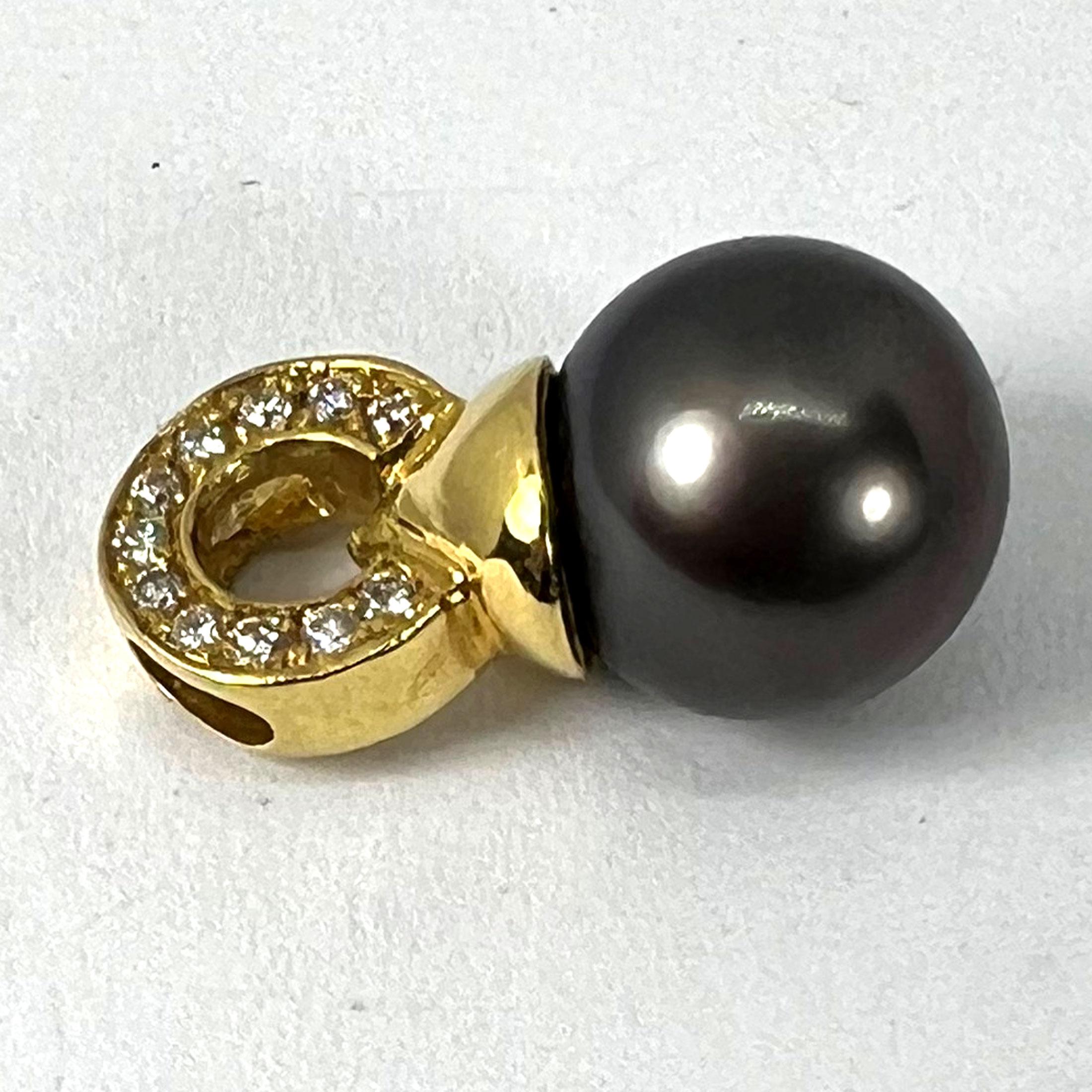 Pendentif vintage en or jaune 18 carats avec perle noire de Tahiti et diamants en vente 9