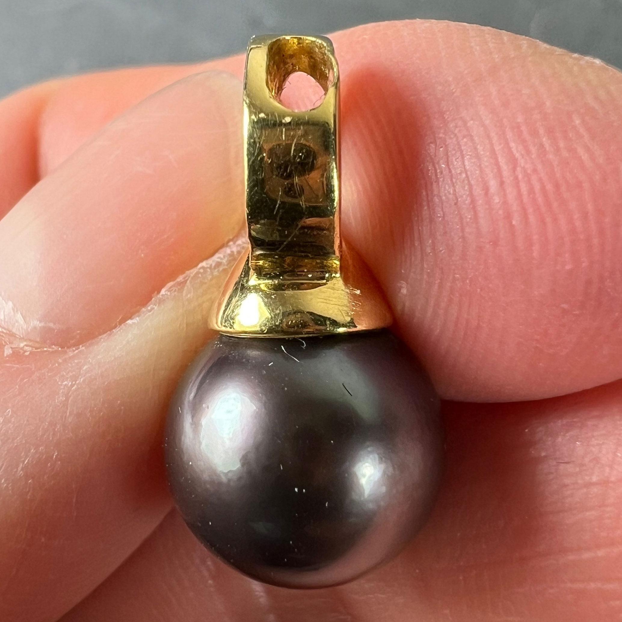 Pendentif vintage en or jaune 18 carats avec perle noire de Tahiti et diamants en vente 2