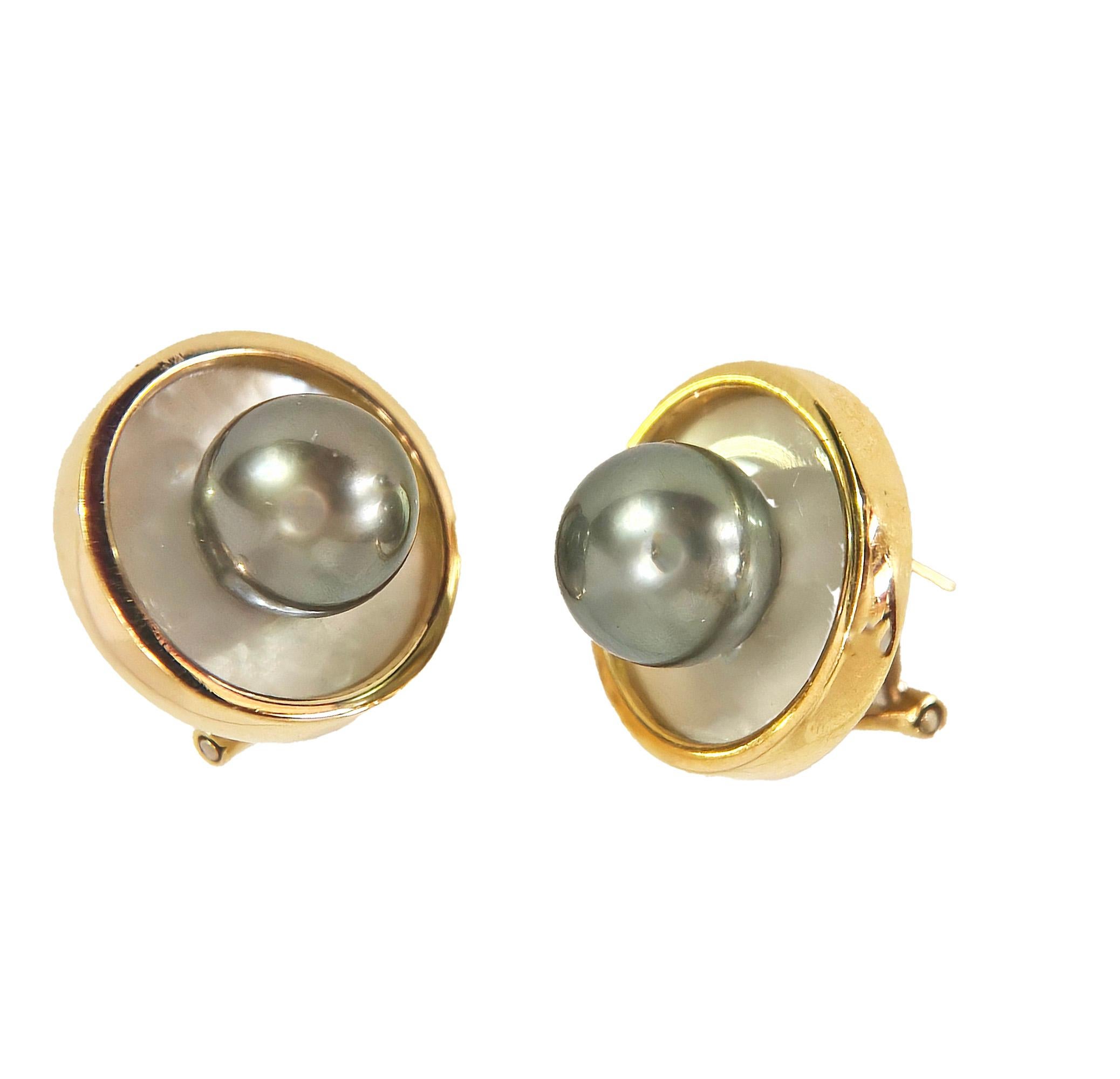 Vintage Or Jaune 18K Tahitien & Nacre Pendentif Slide en vente 13