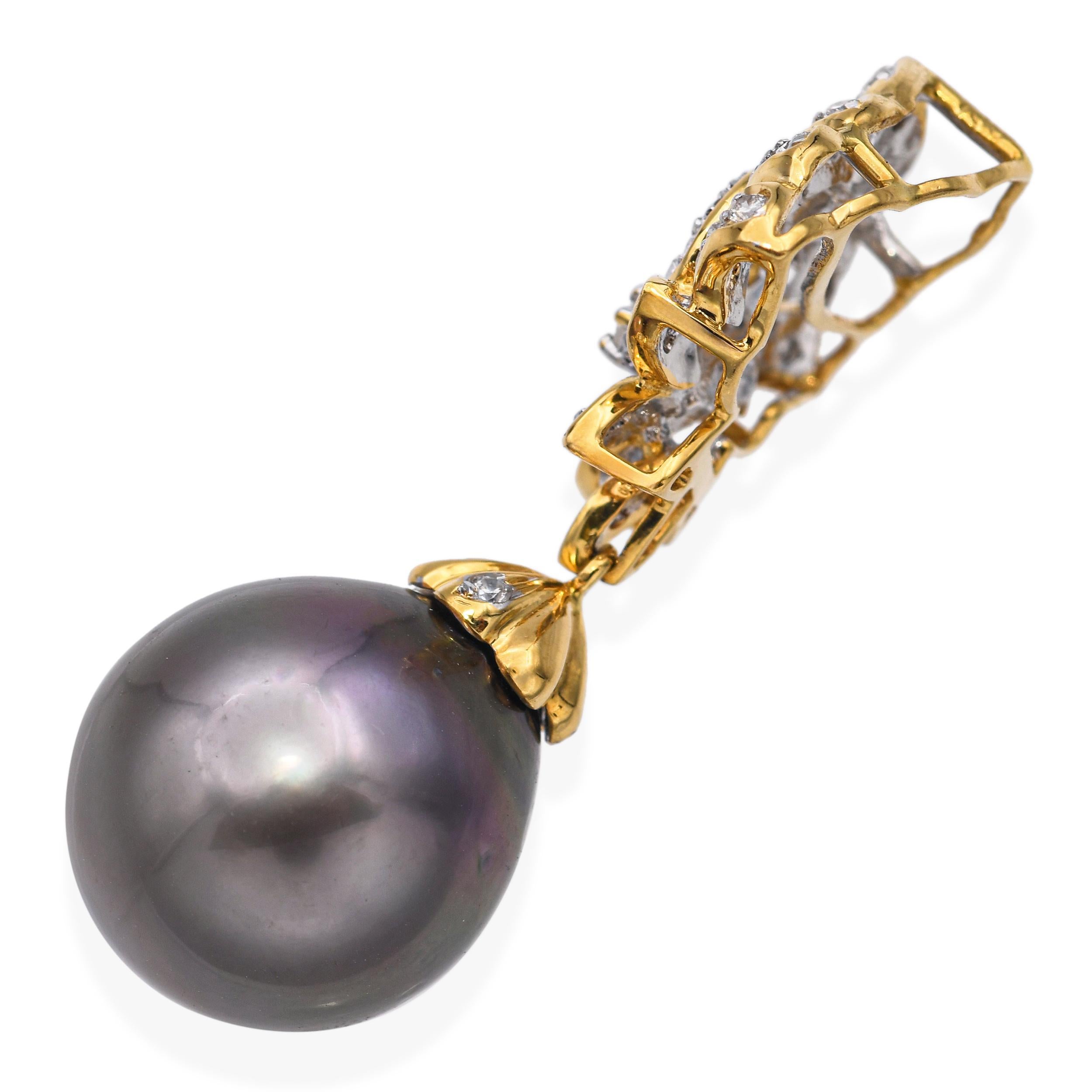 Ciondolo vintage in oro giallo 18k con perle di Tahiti e diamanti In condizioni buone in vendita a New York, NY