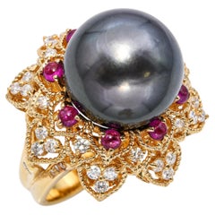 Vintage 18k Yellow Gold Tahitian Pearl Ruby and Diamond Ring