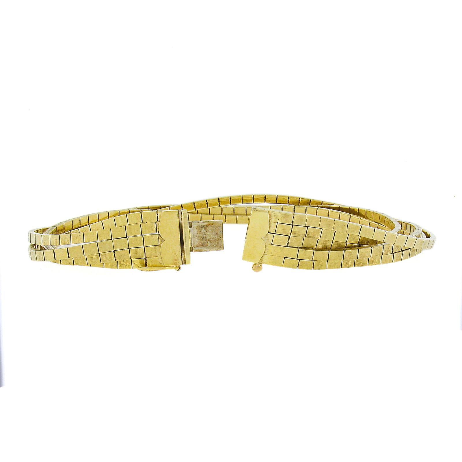 Women's or Men's Vintage 18K Yellow Gold Textured Finish Flexible 5 Row Bracelet w/ Box Clasp For Sale