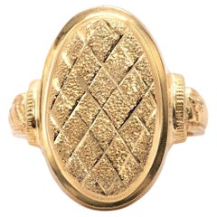 Vintage 18k Yellow Gold Textured Ring by ZRW