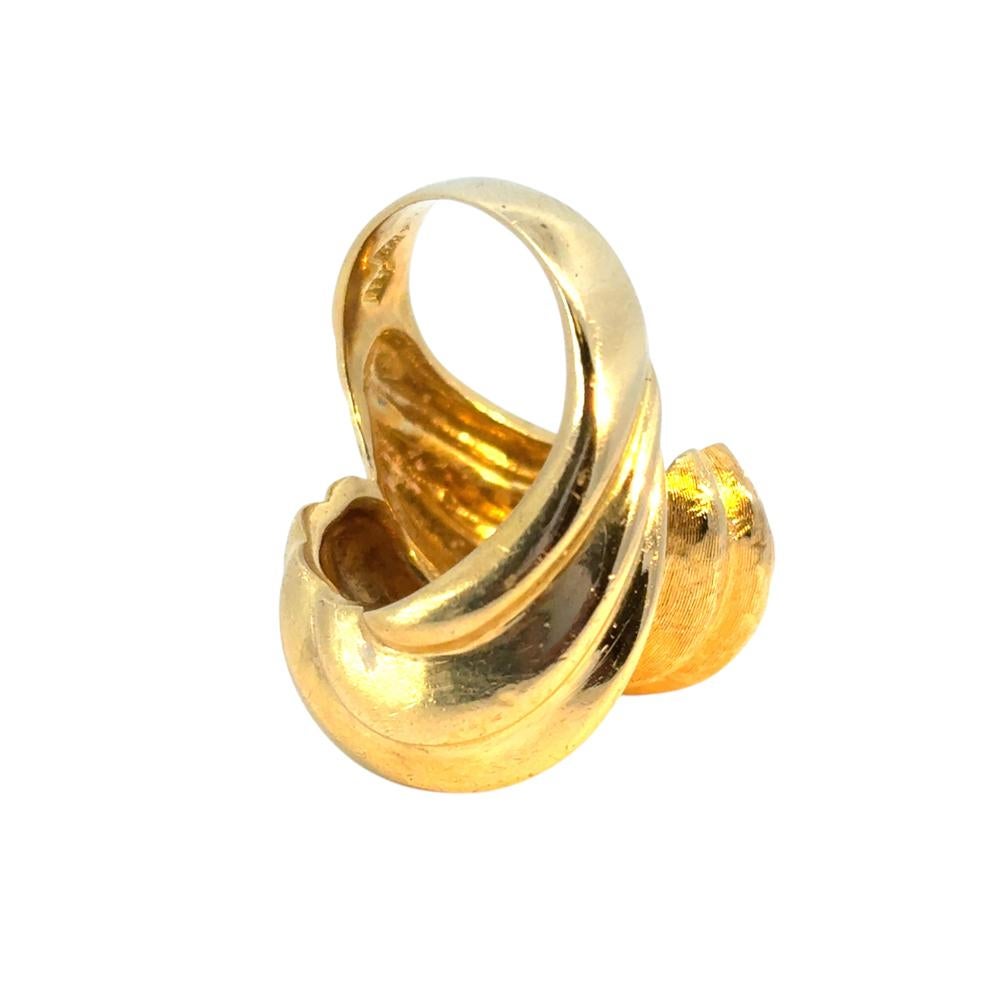 Vintage 18k Yellow Gold Textured Swirl Statement Ring 12