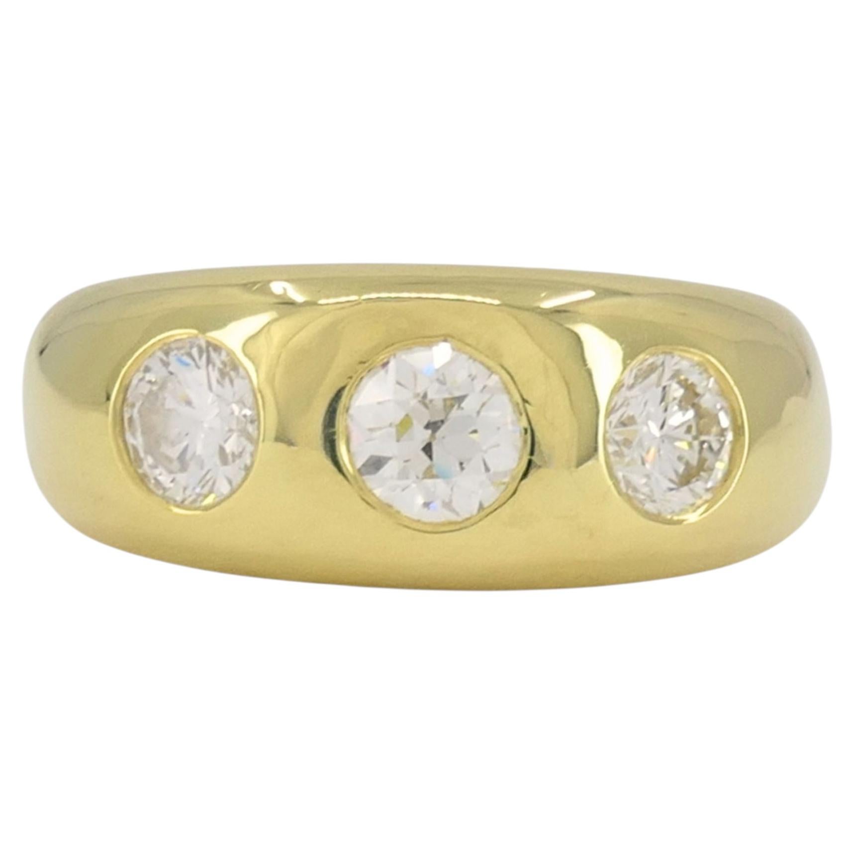 Vintage 18k Yellow Gold Three Stone Diamond Gypsy Ring
