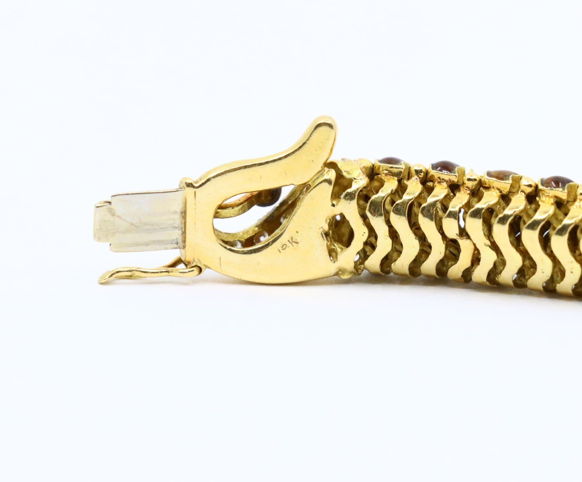 Vintage 18K Yellow Gold Tiger Bracelet For Sale 8