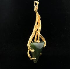 Vintage 18k Yellow Gold Triangular Nephrite Jade Large Freeform Textured Pendant