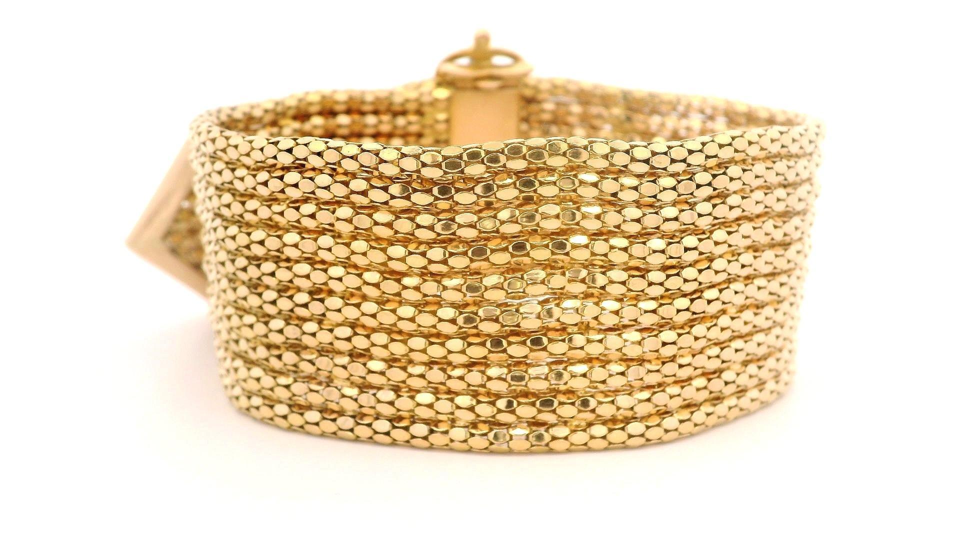 Breites Popcorn-Gliederarmband aus 18 Karat Gelbgold mit Schnalle, Türkis & Rubin im Angebot 1