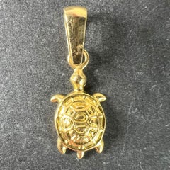 Vintage 18K Yellow Gold Turtle Tortoise Charm Pendant