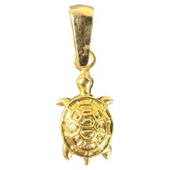 Vintage 18K Yellow Gold Turtle Tortoise Charm Pendant
