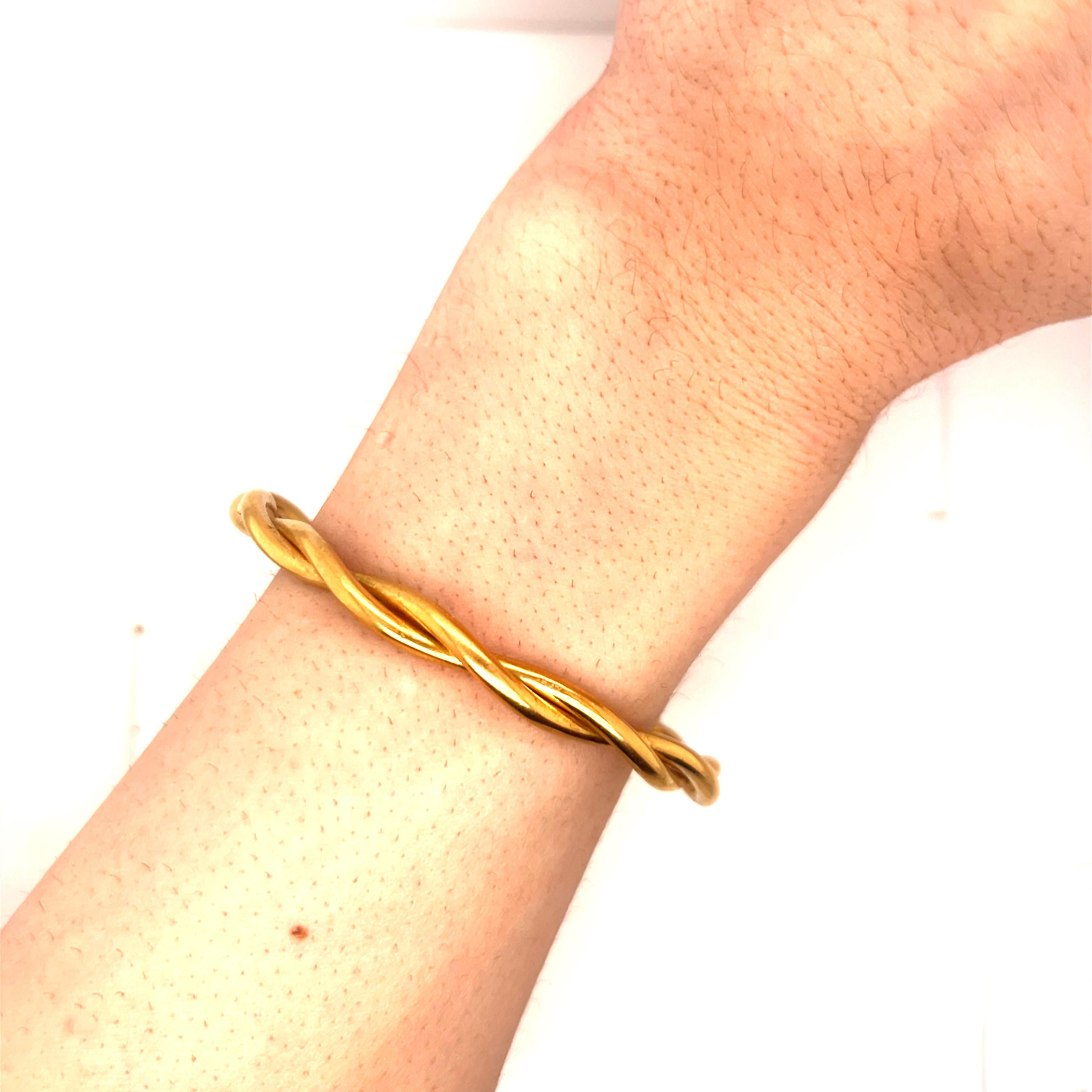 Vintage 18k Yellow Gold Twist Cuff Bangle Bracelet en vente 5