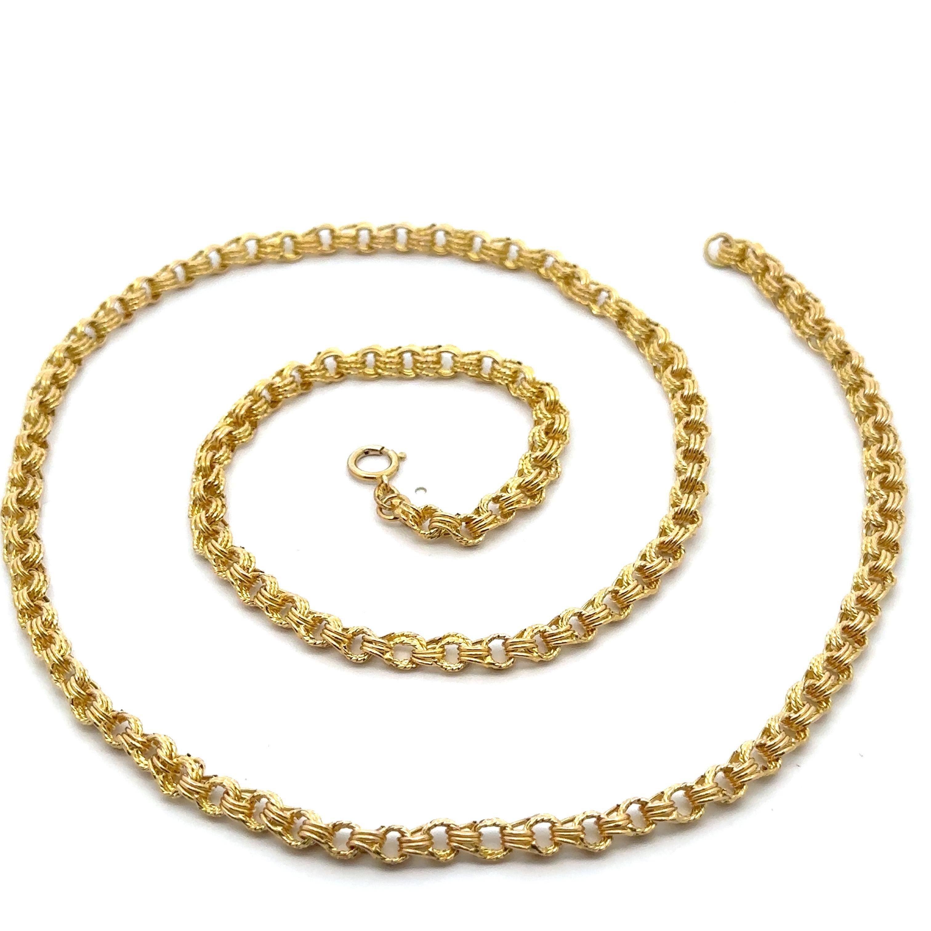 Vintage 18k Yellow Gold Twisted Gold Wire Interlocking Rolo Link Chain Necklace In Excellent Condition For Sale In Montclair, NJ