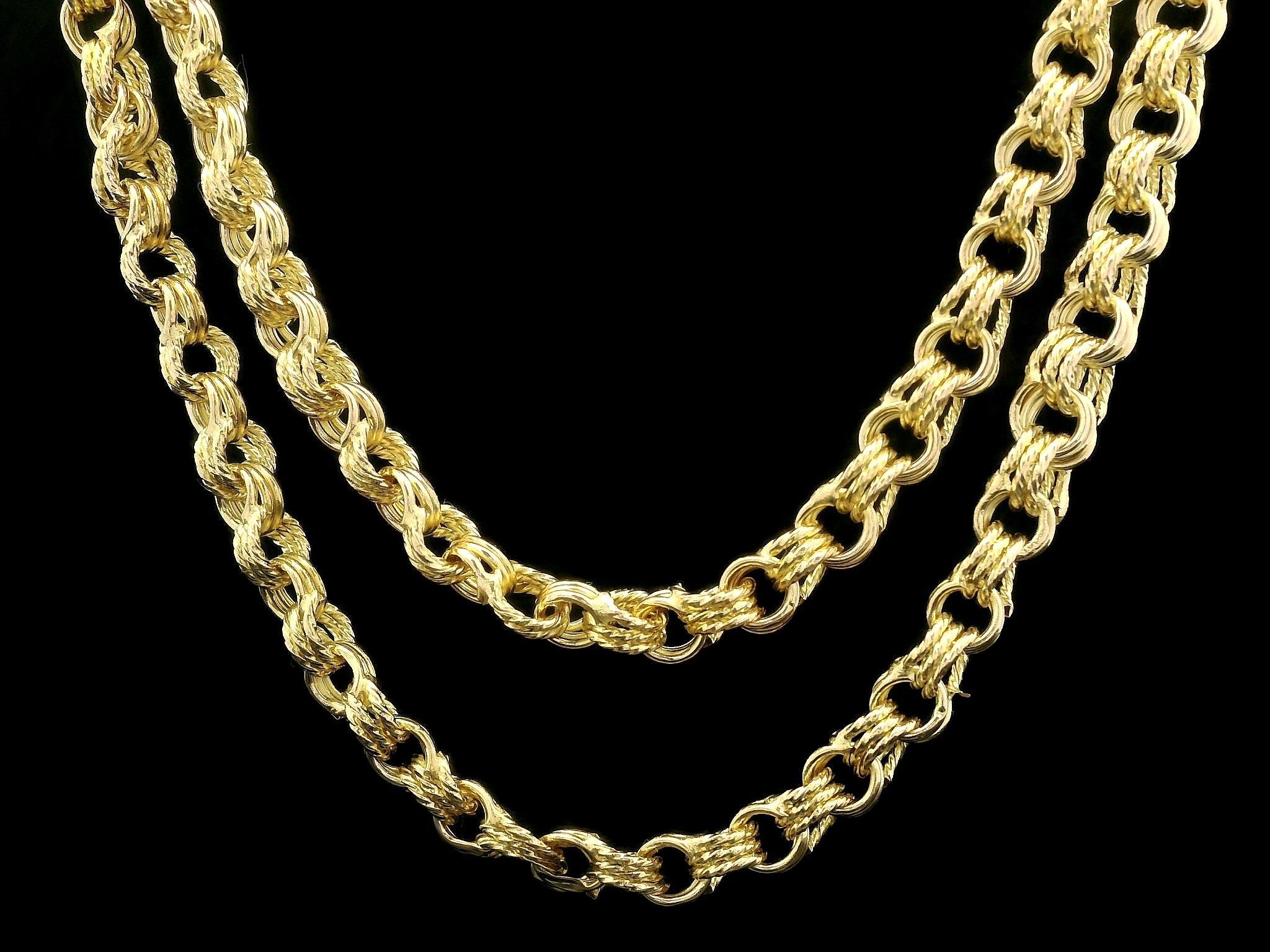 Vintage 18k Yellow Gold Twisted Gold Wire Interlocking Rolo Link Chain Necklace For Sale 2