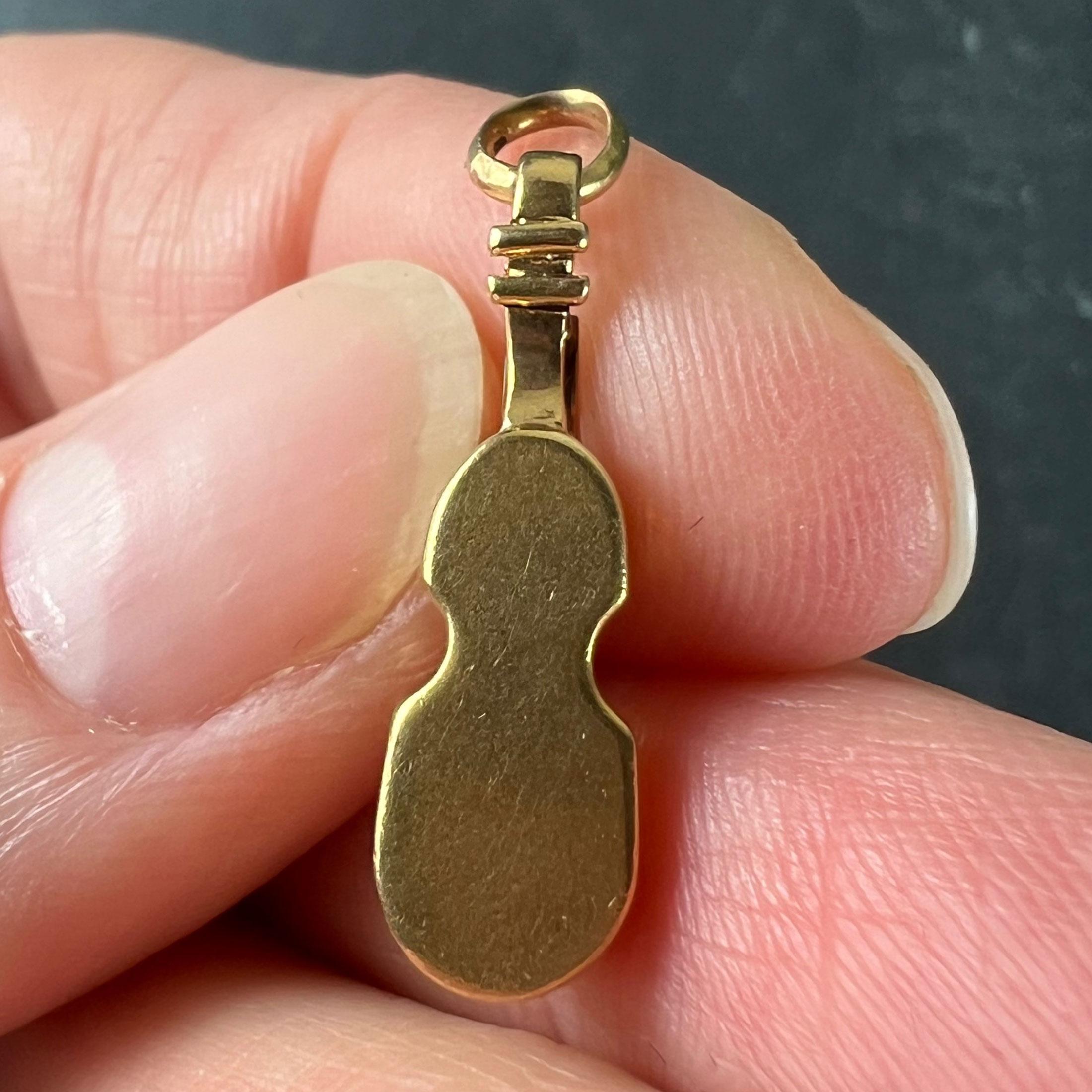 Pendentif vintage en or jaune 18K avec breloque violon en vente 4