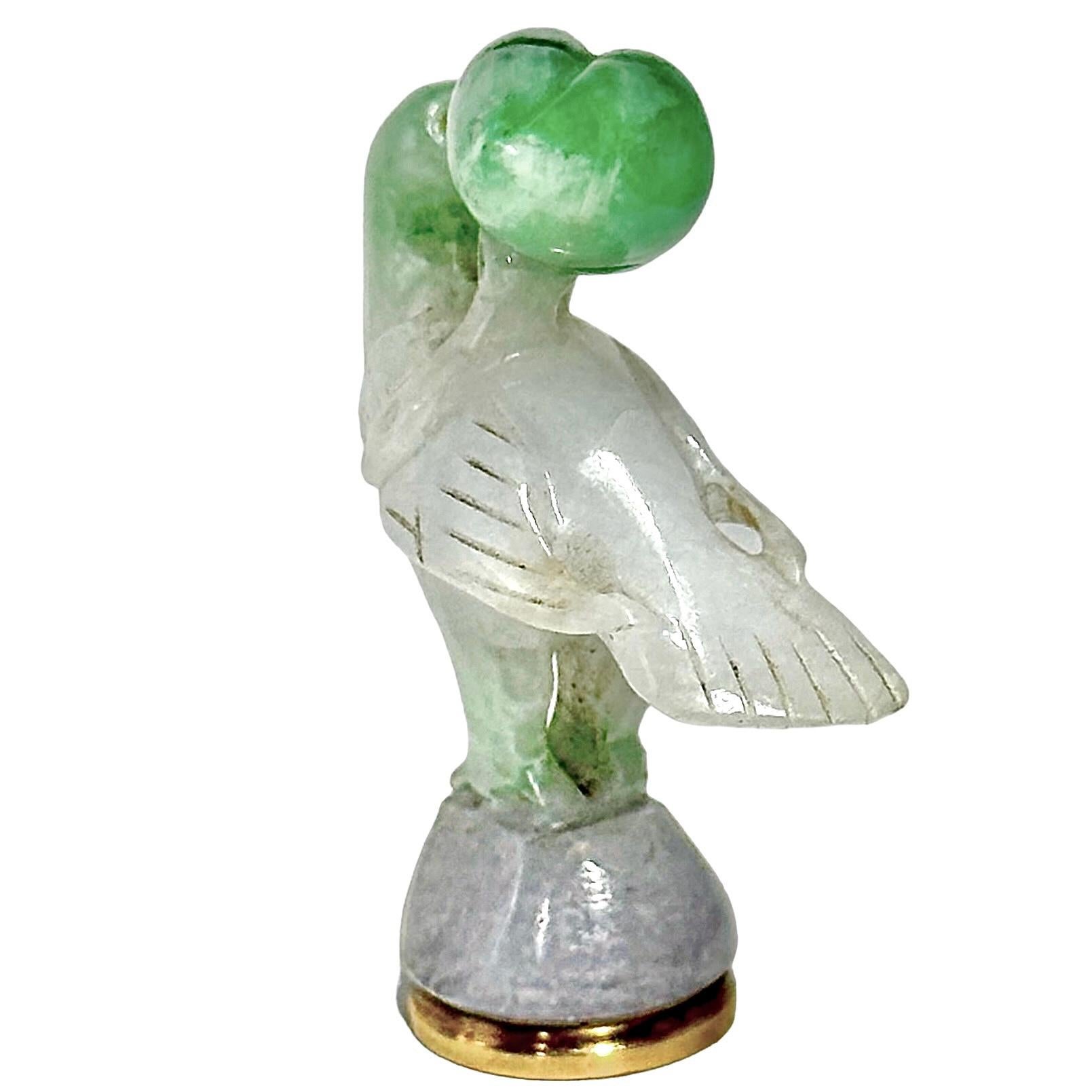 Women's or Men's Vintage 18K Yellow Gold Wax Seal with Hand Carved Jade Bird Handle For Sale