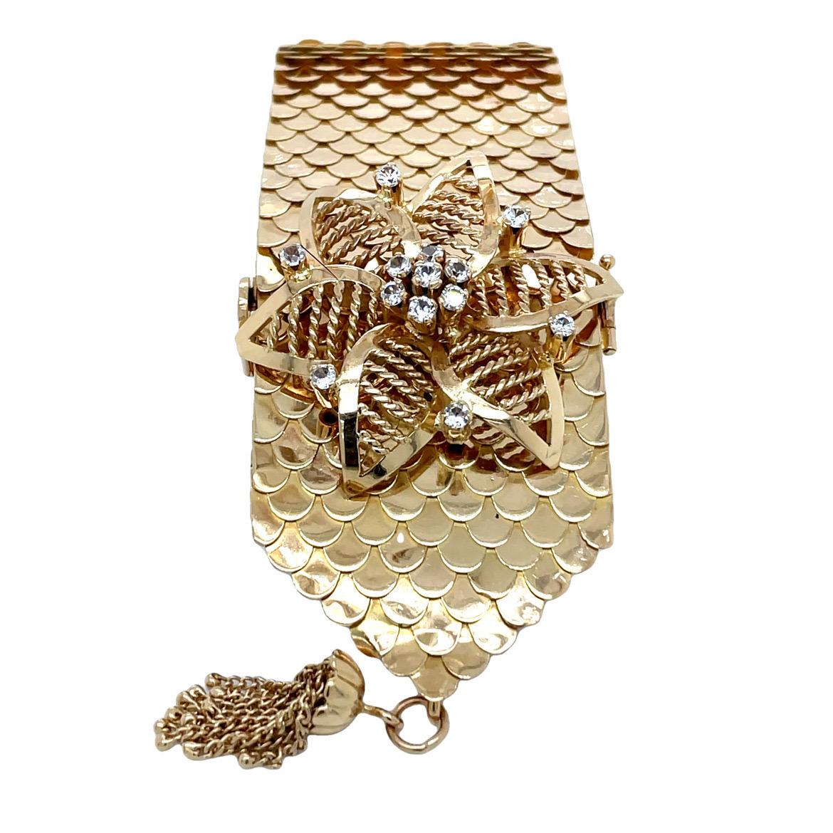 Bracciale largo Cleopatra a squame di pesce d'epoca in oro giallo 18k in vendita 1