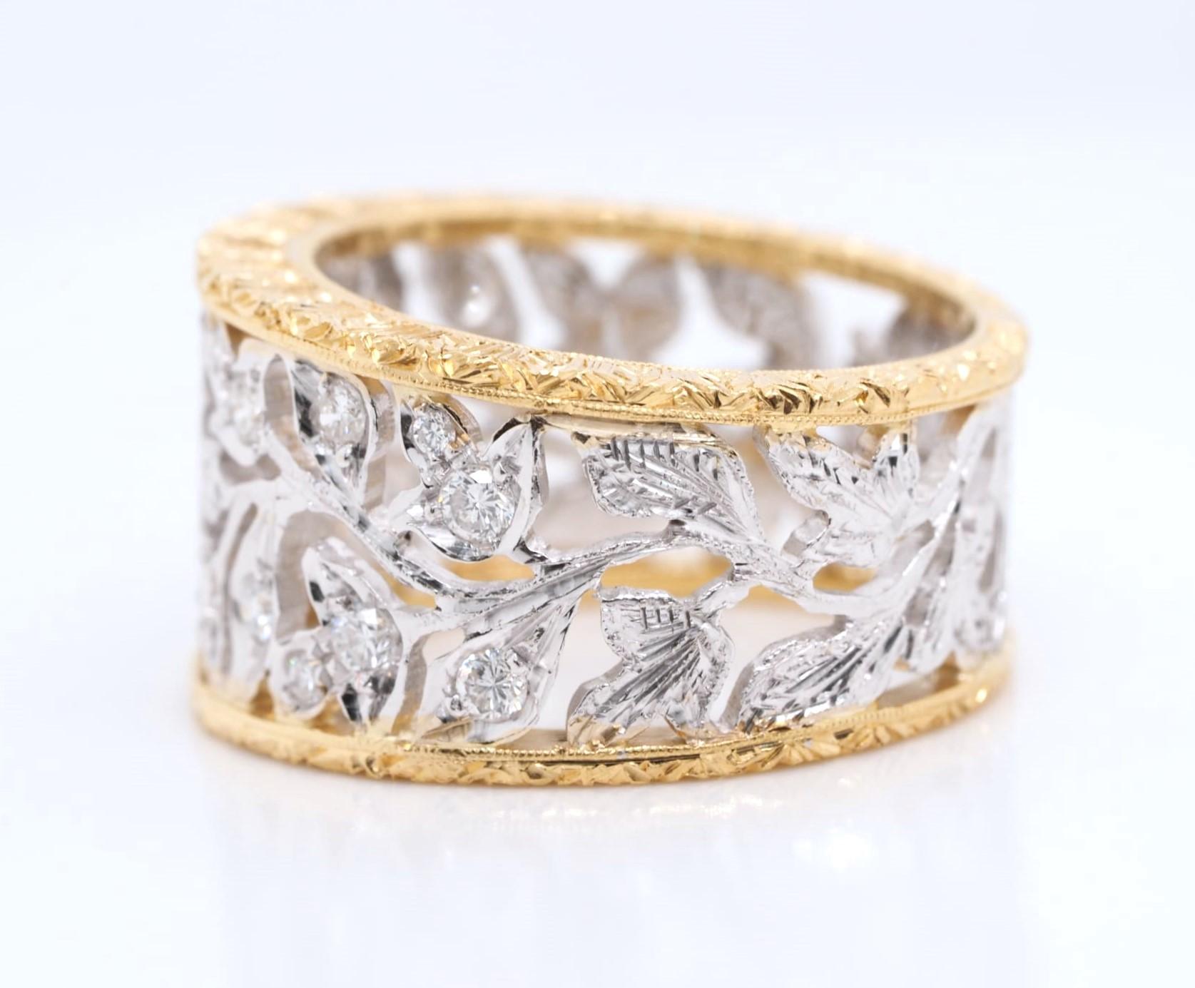 Vintage 18K Yellow & White Gold 0.60 ct Round Cut Diamond Band Ring For Sale 1