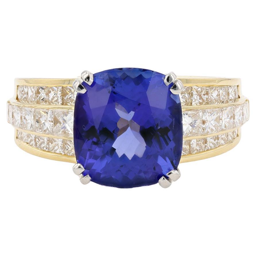 Vintage 18K YG and Platinum Tanzanite and Diamond Ring For Sale