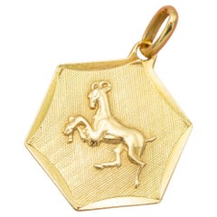 Vintage 18k zodiac charm pendant - Aries charm - solid yellow gold - Star Sign