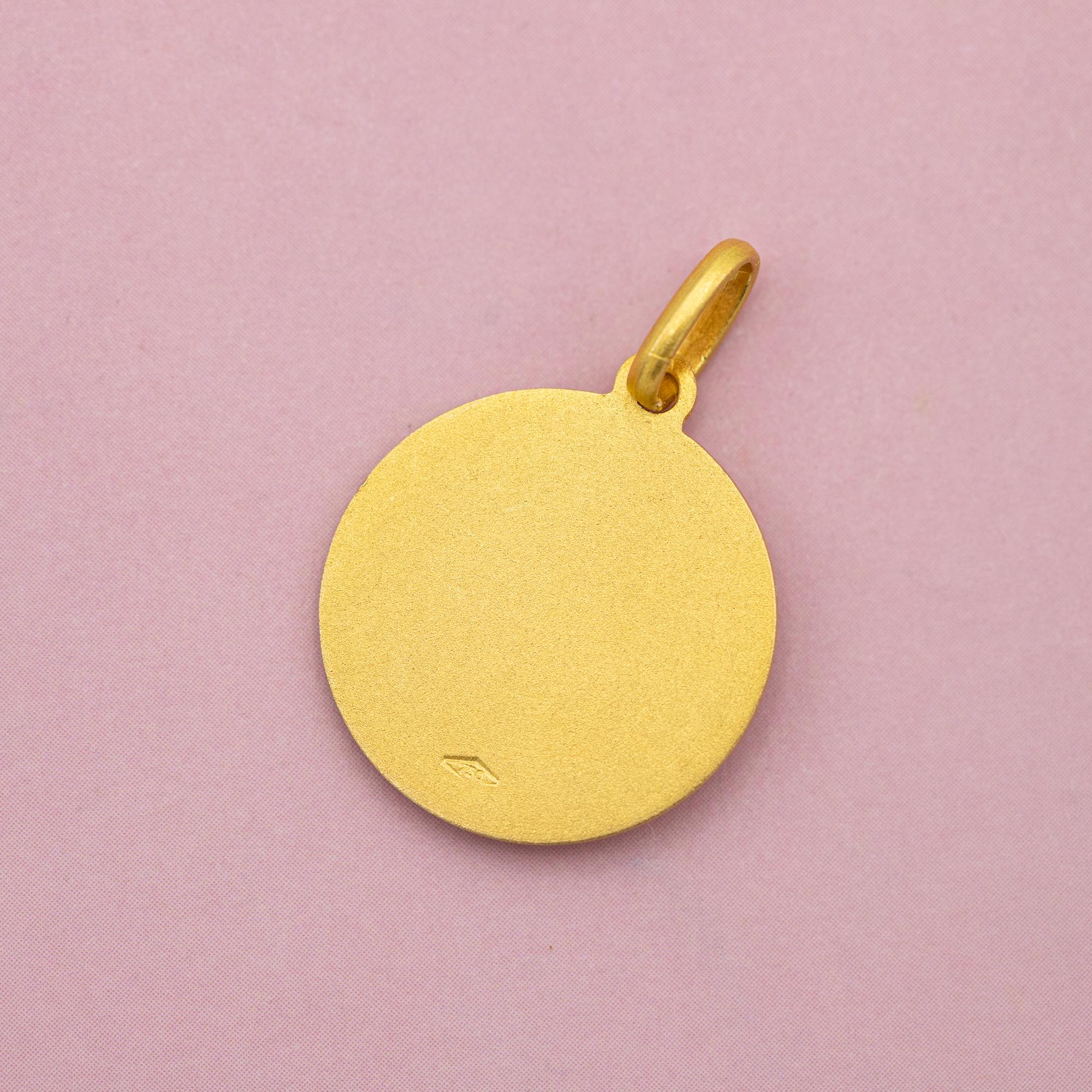 Modern Vintage 18k zodiac charm pendant - Virgo charm - solid yellow gold For Sale