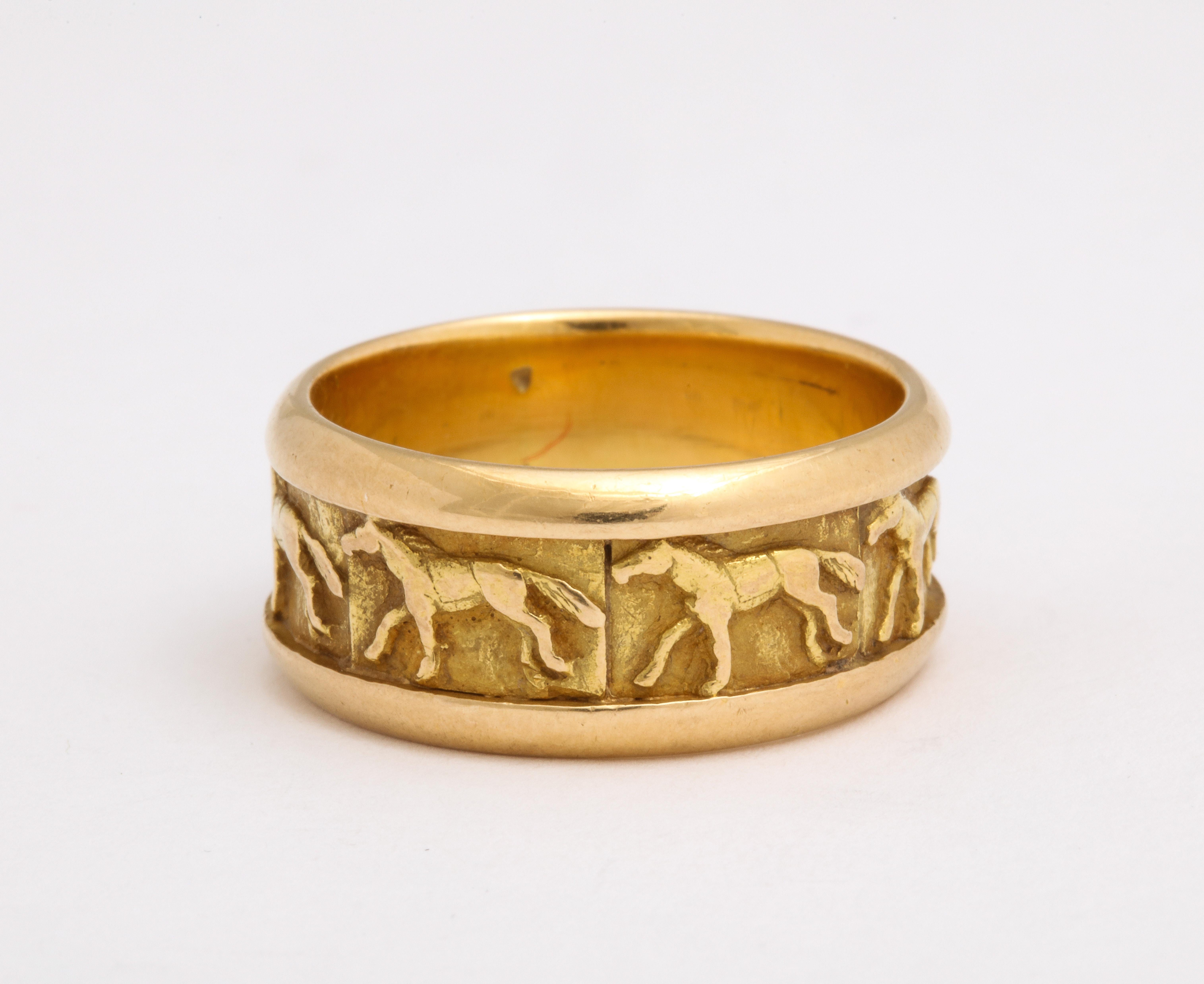 Vintage 18Kt Reiter Band Ring. für Damen oder Herren im Angebot
