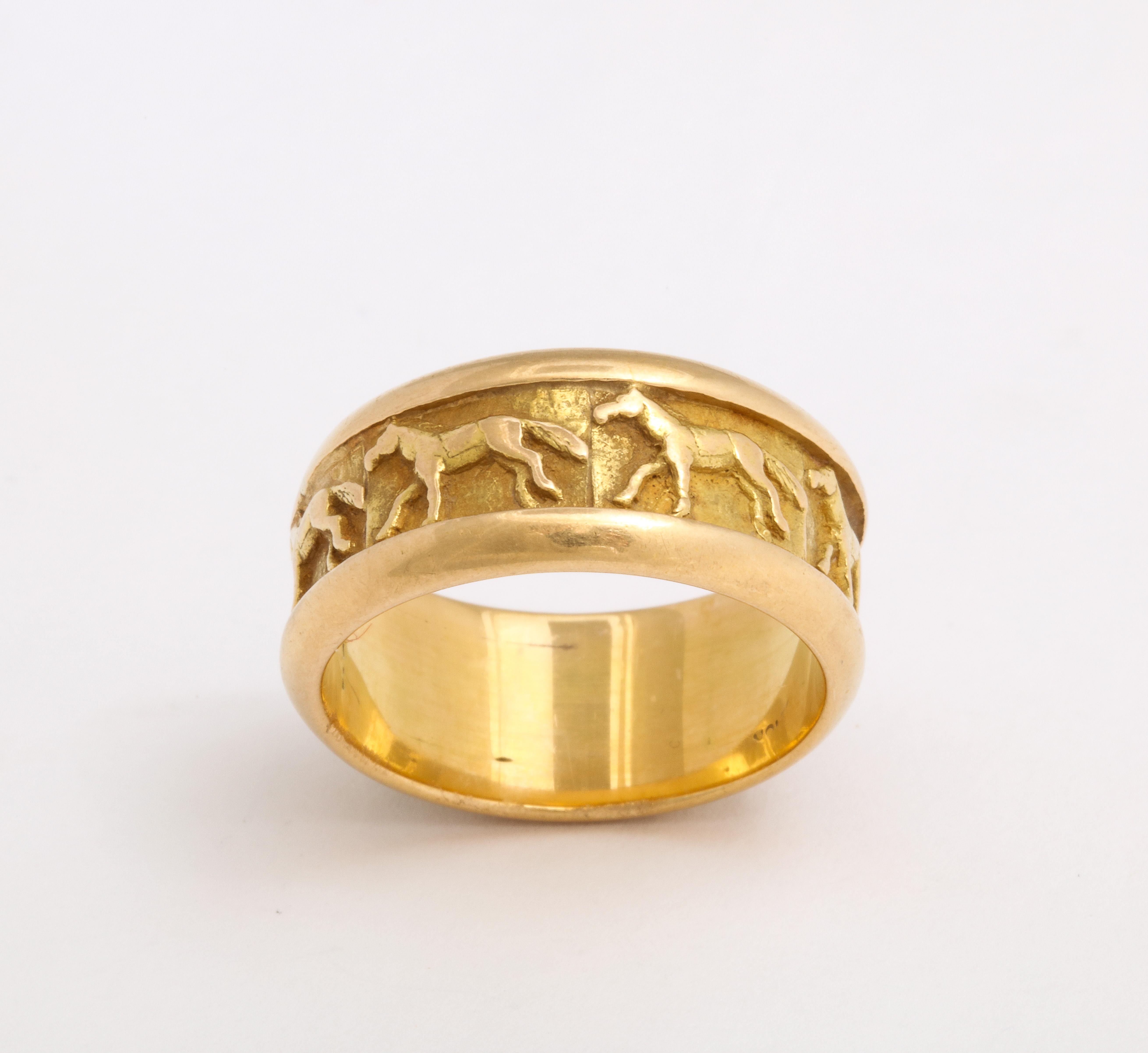 Vintage 18Kt Reiter Band Ring. im Angebot 1