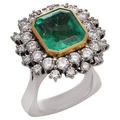 Vintage 18kt. gold 8.50 carats of Natural Colombian emerald cluster ring 