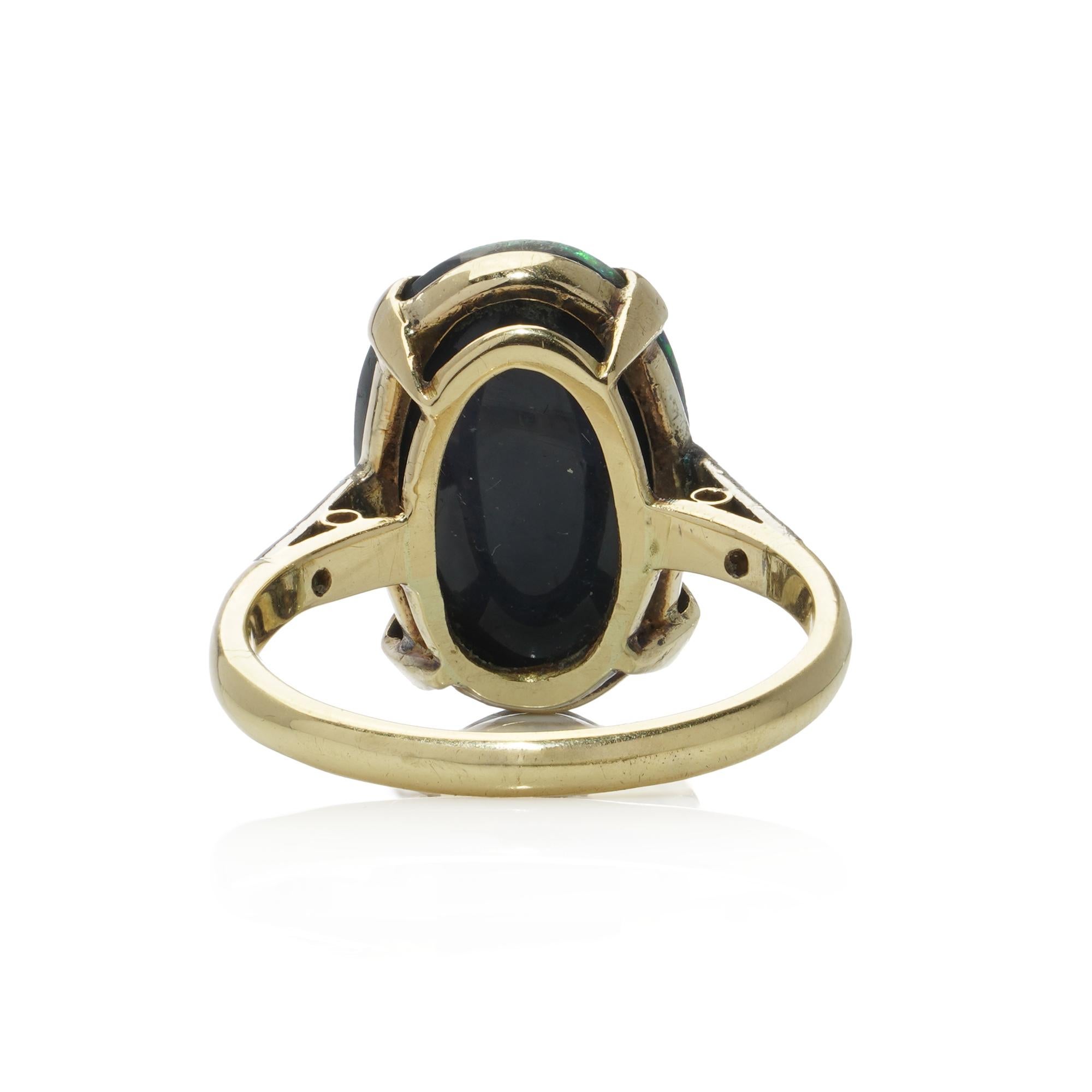 Vintage 18kt gold black opal and diamond ring. In Good Condition For Sale In Braintree, GB