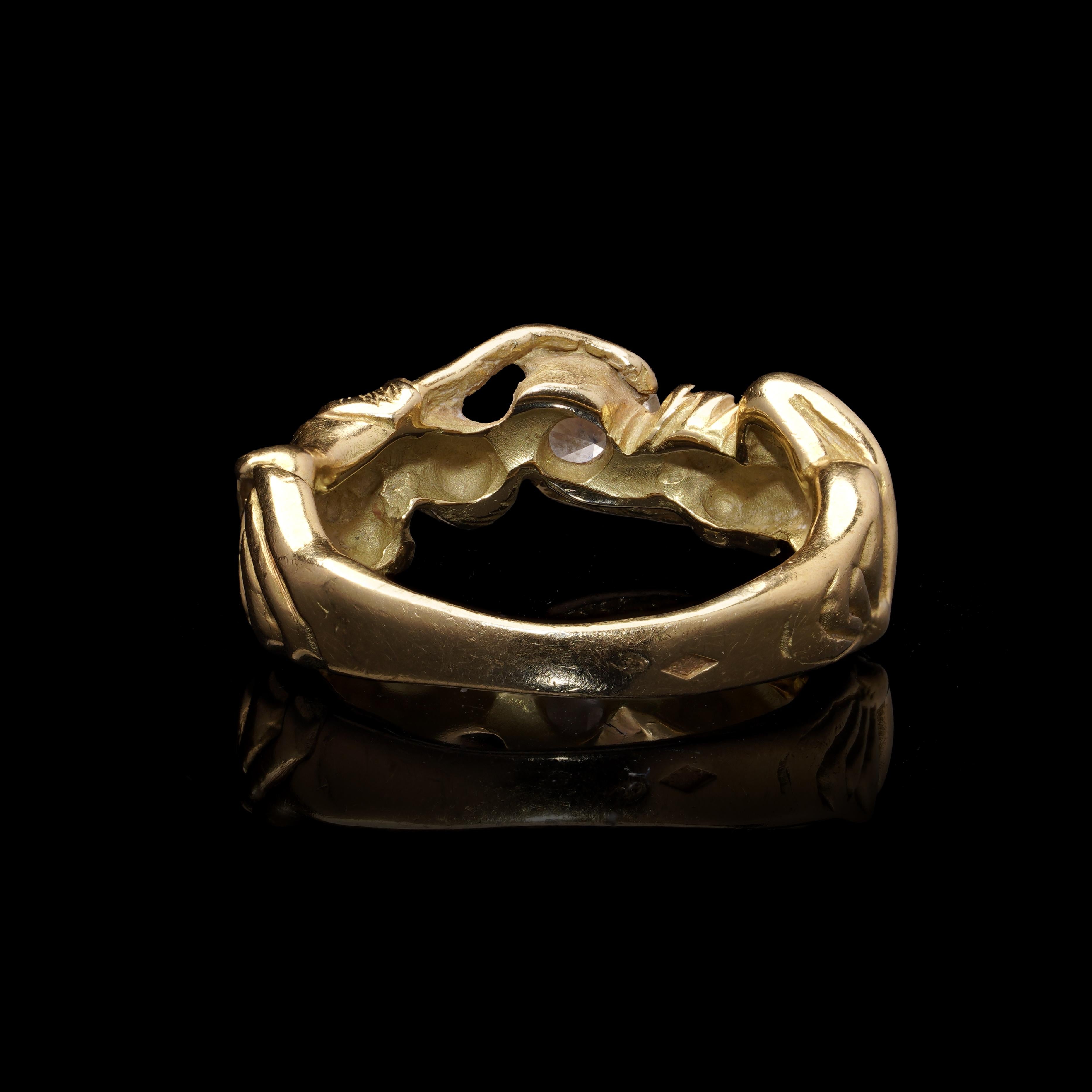 Vintage 18kt Gold Embrace Ring with Diamond, c. 1950-1970 en vente 2