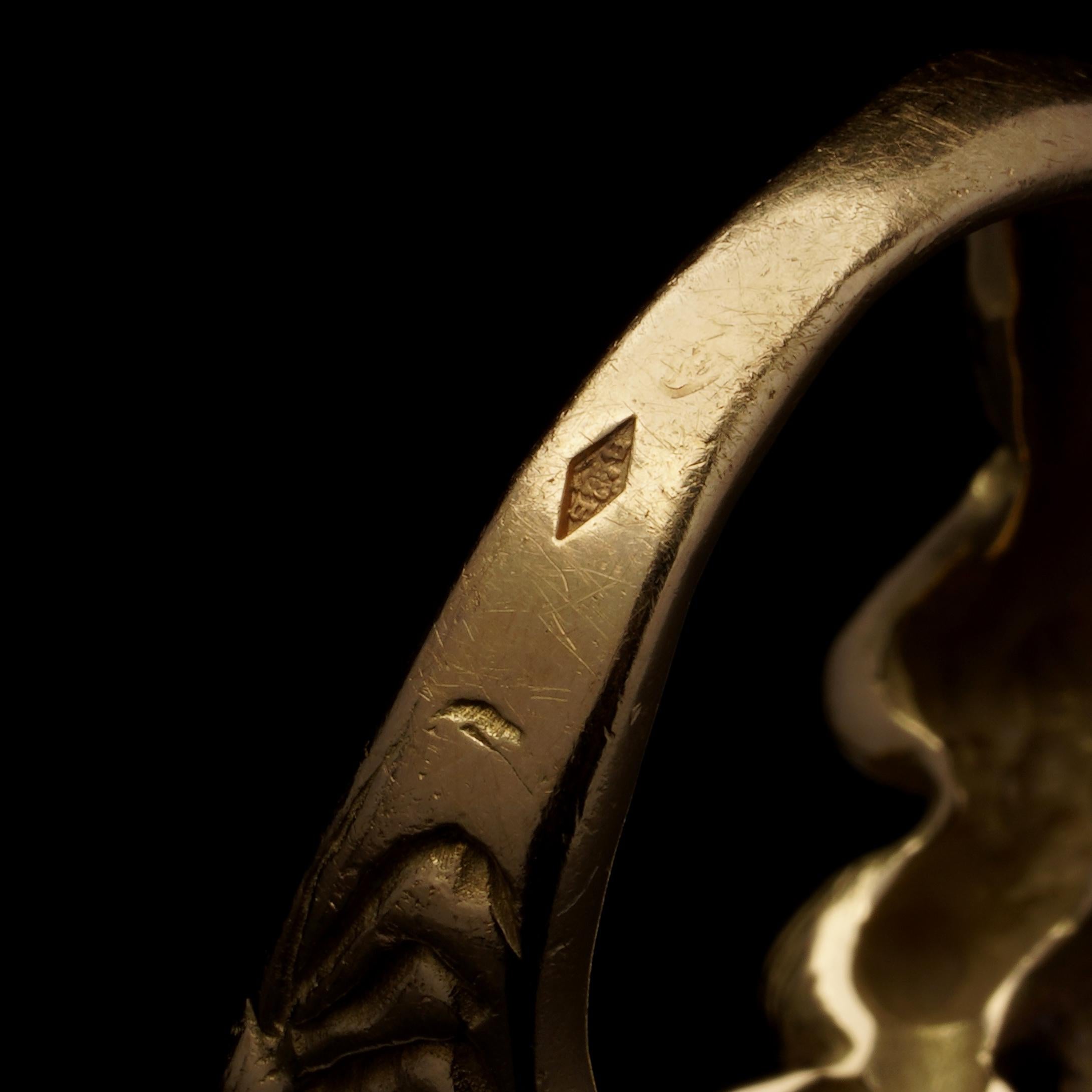 Vintage 18kt Gold Embrace Ring with Diamond, c. 1950-1970 en vente 3