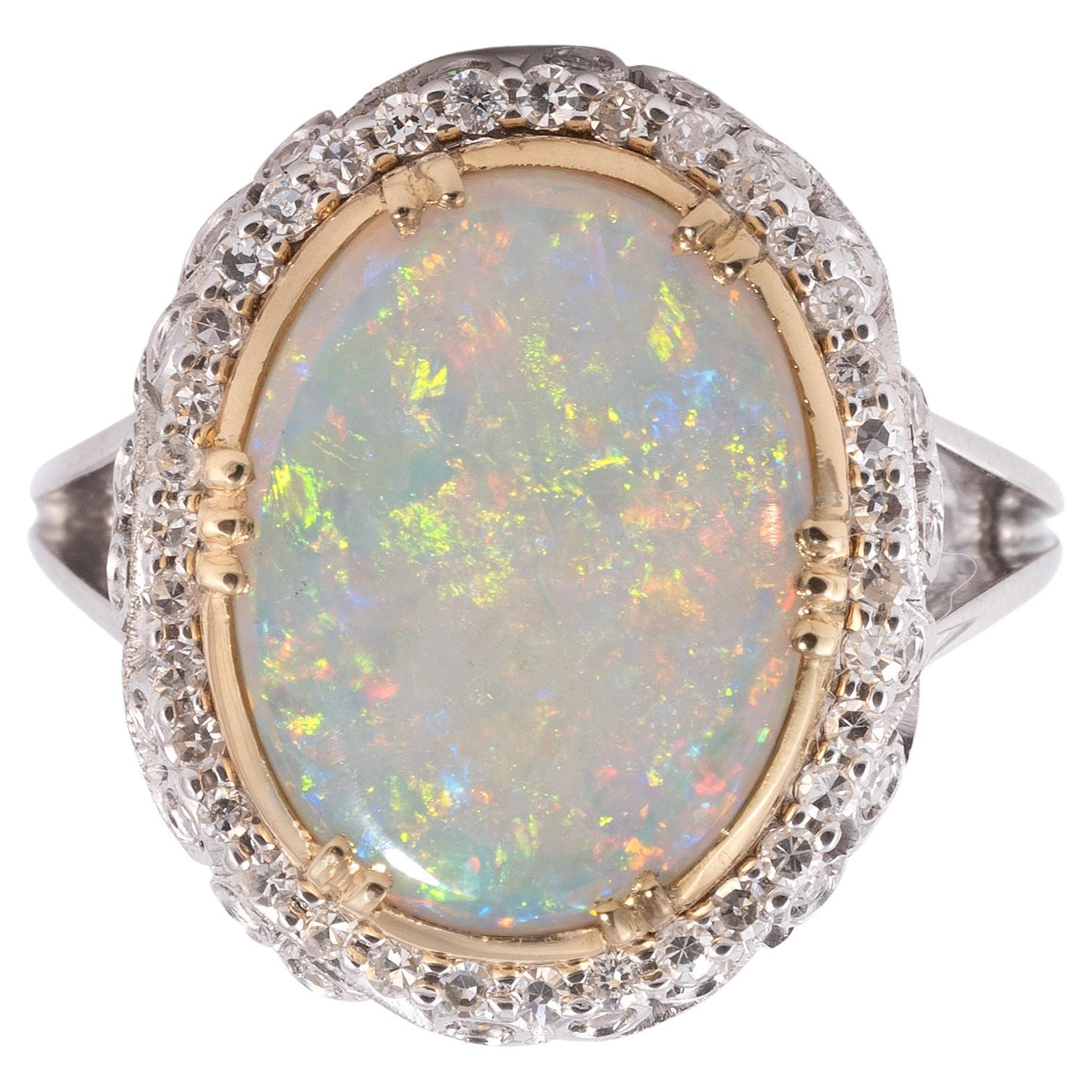Retro Vintage 18 Karat Gold Opal and Diamond Cluster Ring For Sale