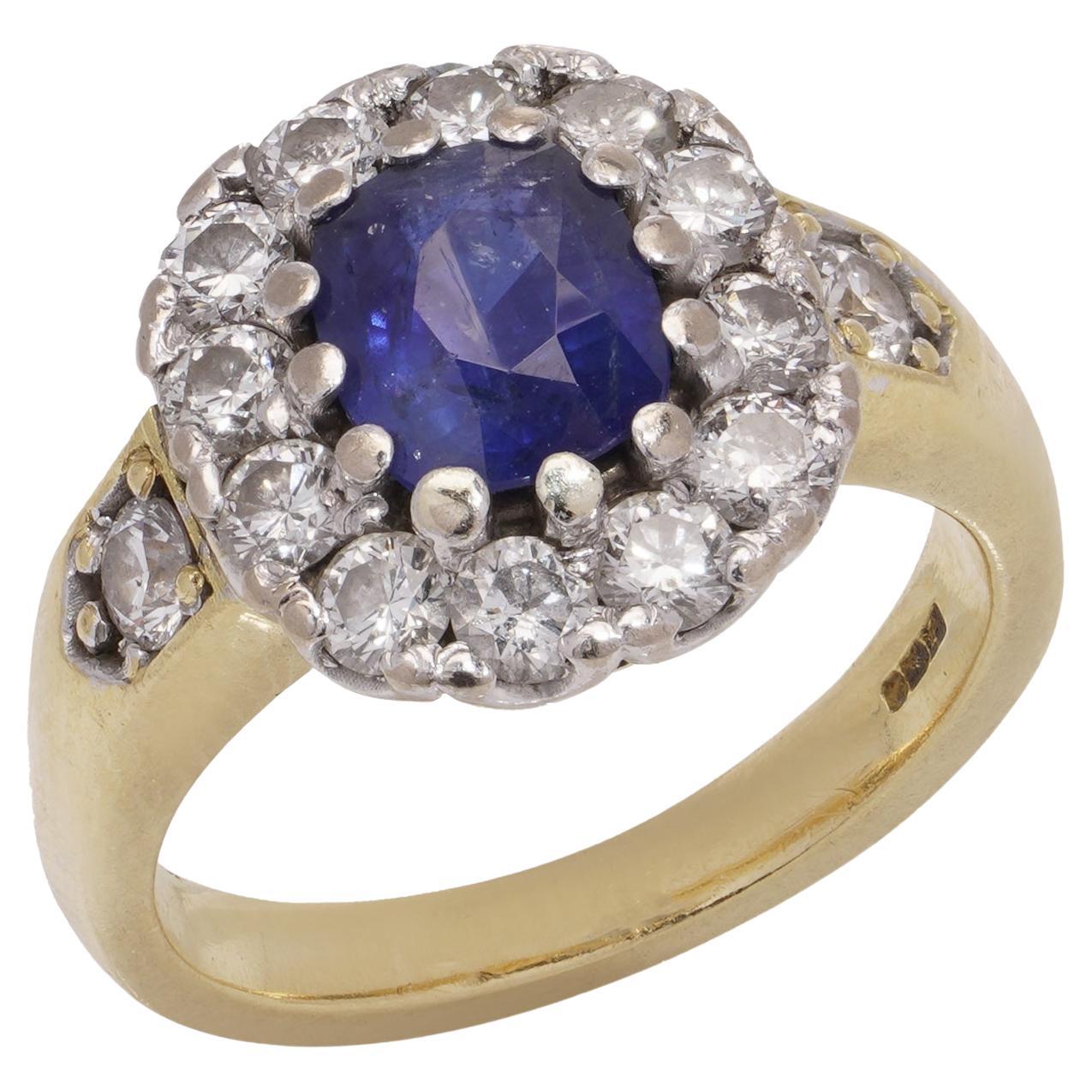 Vintage 18kt Gold Sapphire and Diamond Cluster ring