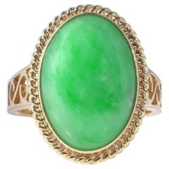 Vintage 18KT Gold Wah Hing Jade Cabochon Gold Ring (c.1990s)