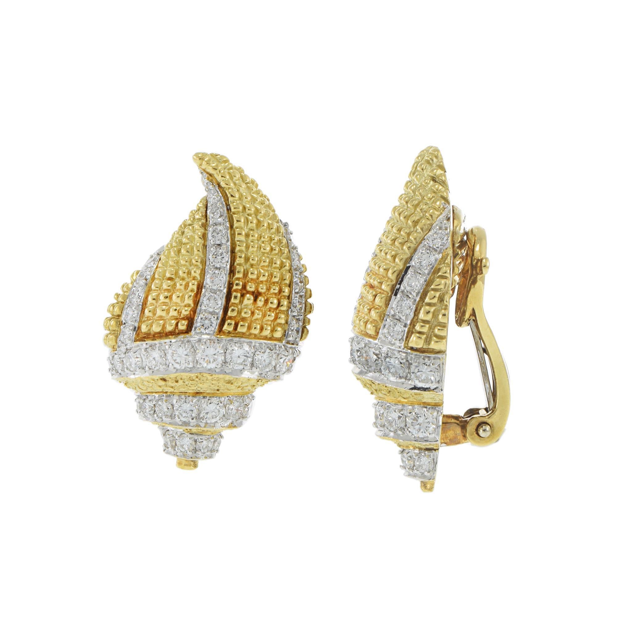 Round Cut Vintage 18KT Two-Tone Gold and Diamond Conch Shell Clip Earrings For Sale