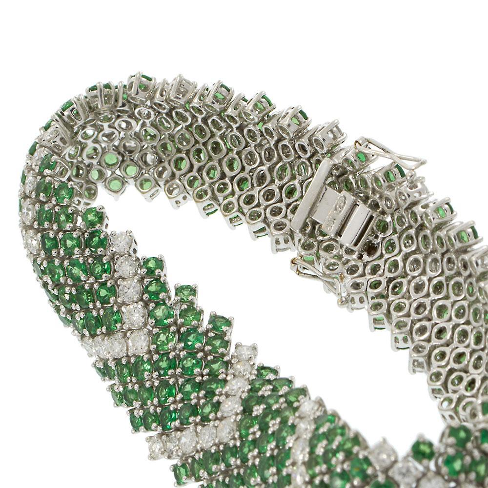 Round Cut Vintage 18KT White Gold Chevron Mesh Bracelet with Tsavorites and Diamonds For Sale
