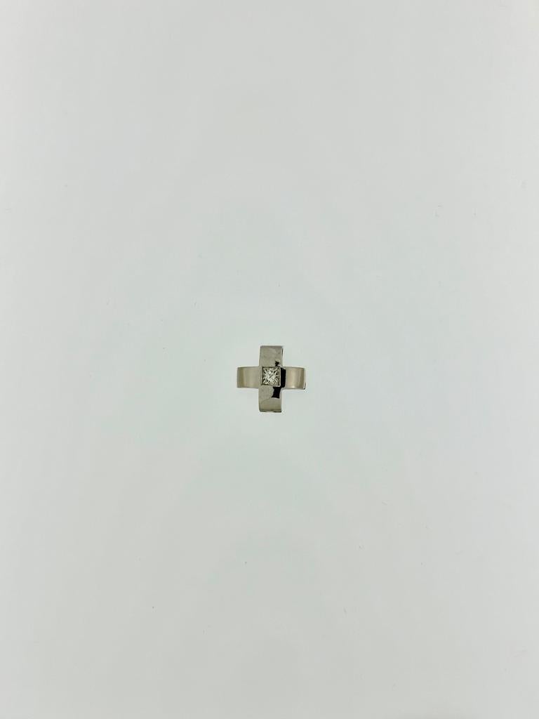 18 Karat Weißgold Diamant-Kreuz-Kreuz im griechischen Stil, Vintage im Zustand „Gut“ im Angebot in Esch sur Alzette, Esch-sur-Alzette