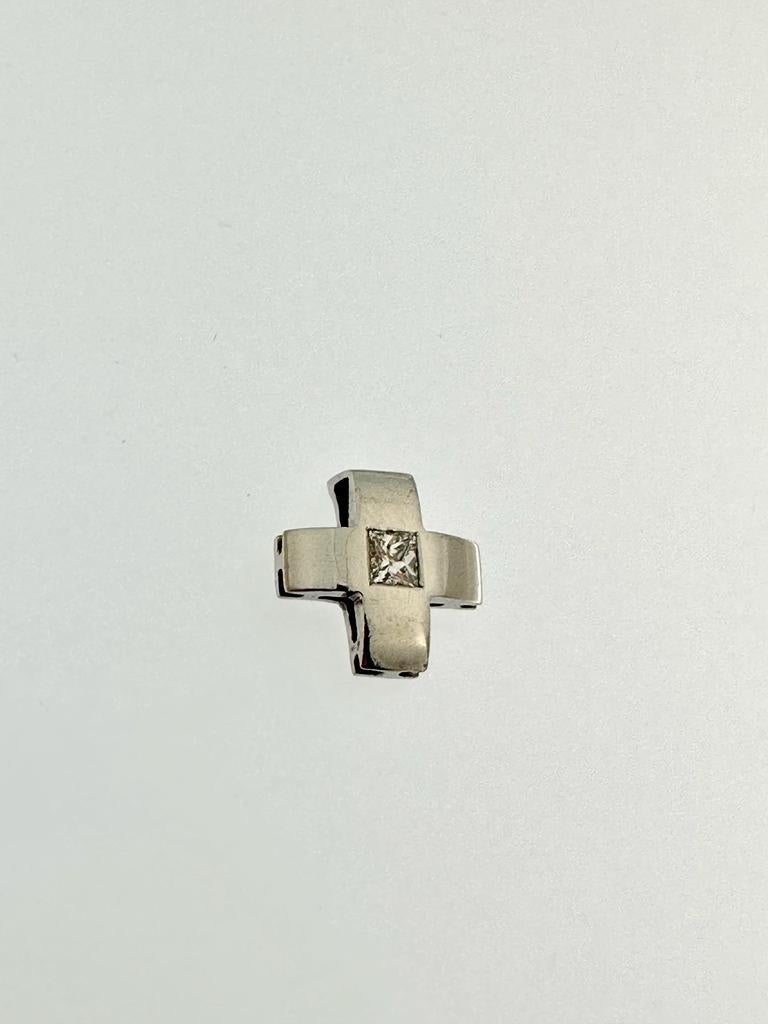 18 Karat Weißgold Diamant-Kreuz-Kreuz im griechischen Stil, Vintage im Angebot 1