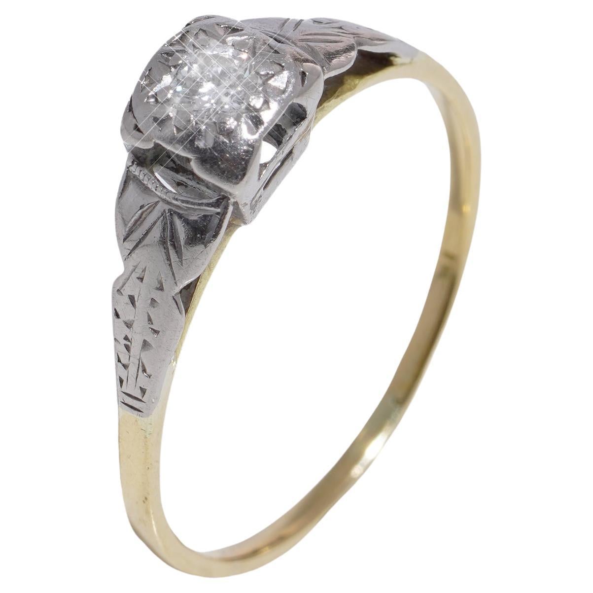 Vintage 18kt yellow and white gold diamond solitaire ring For Sale