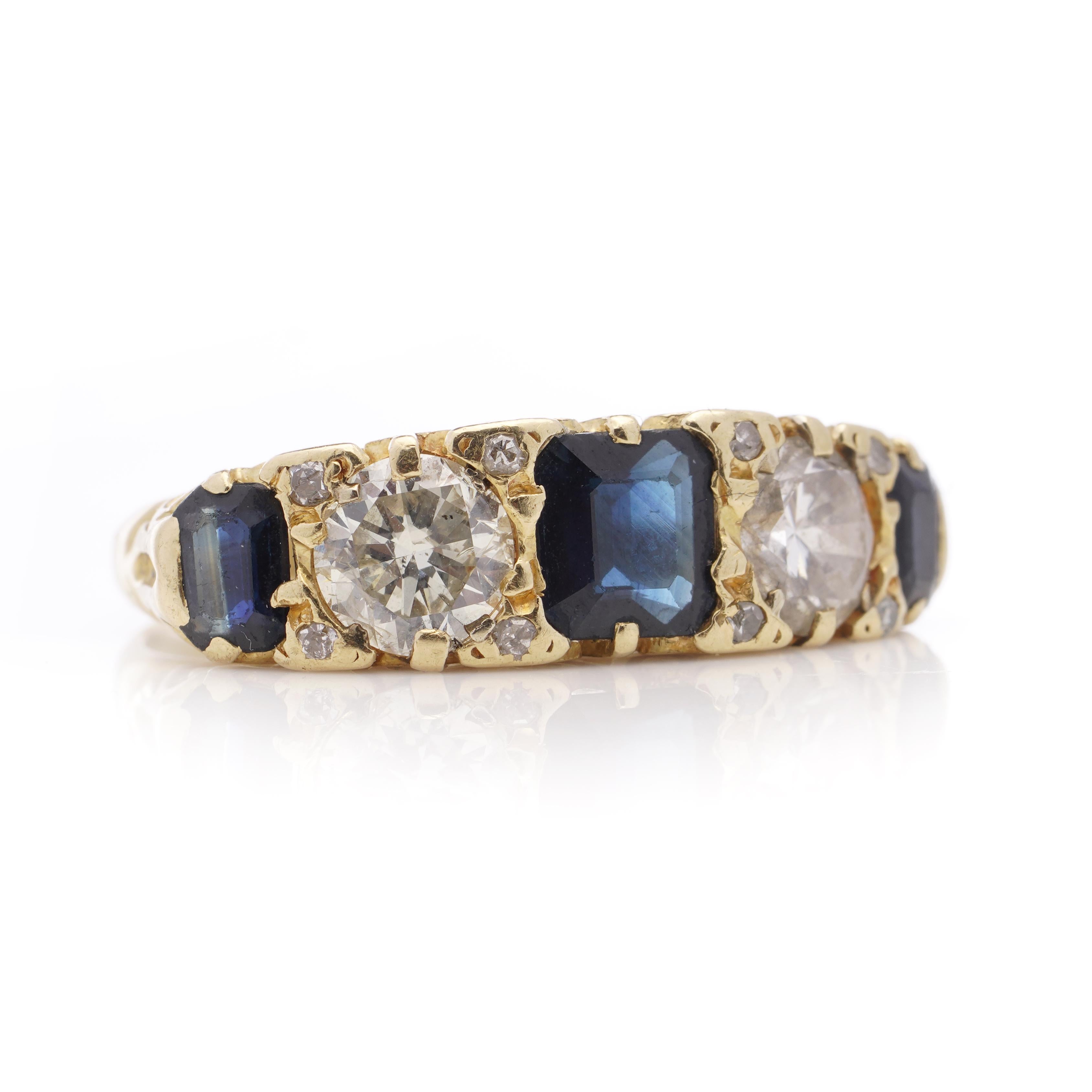 Vintage 18 Karat Yellow Gold 5 Stone Ladies Ring with Sapphires and Diamonds In Good Condition For Sale In Braintree, GB