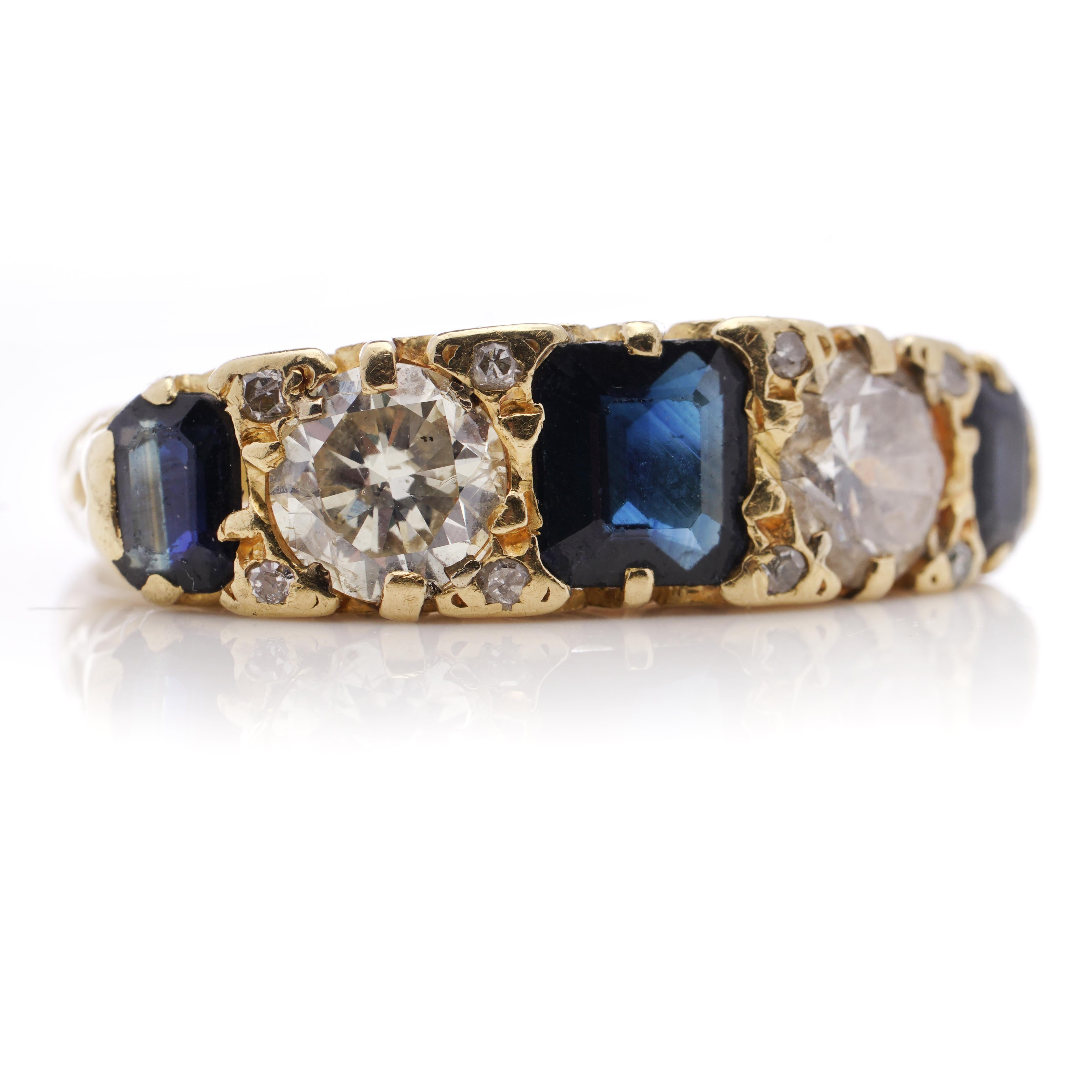 Vintage 18 Karat Yellow Gold 5 Stone Ladies Ring with Sapphires and Diamonds For Sale 3