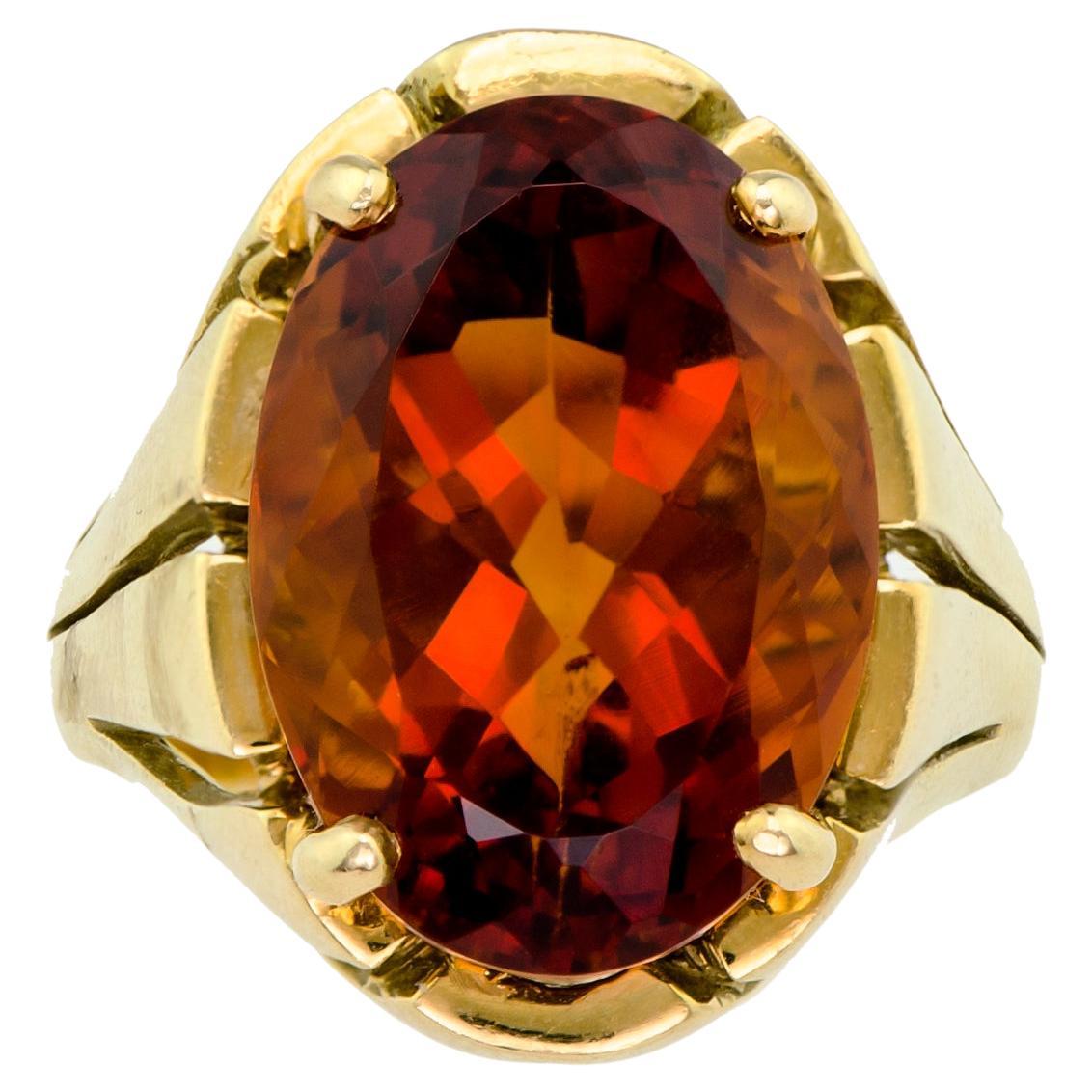 Vintage 18kt Yellow Gold and Citrine Cocktail Ring For Sale