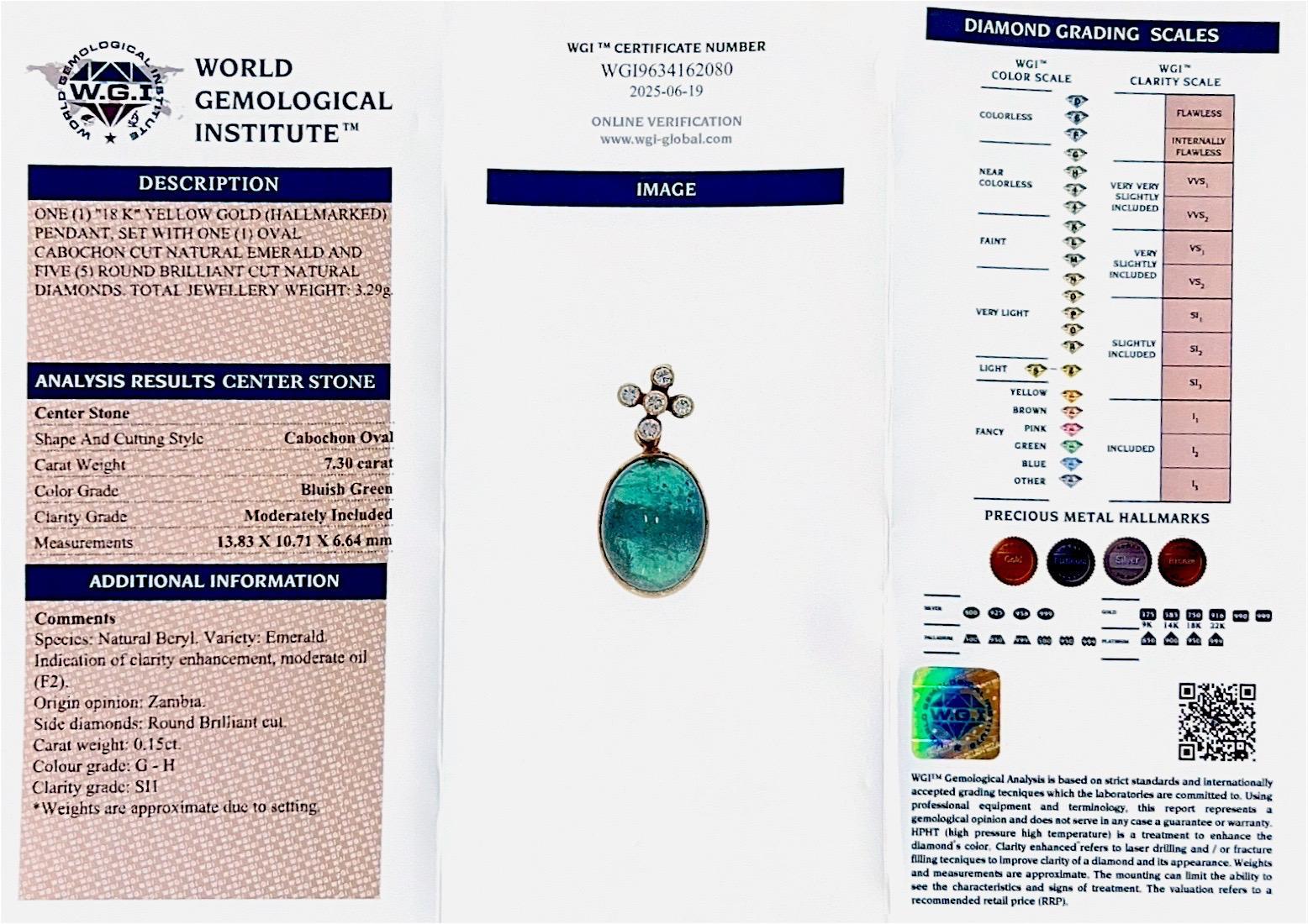 18k yellow gold pendant, showcasing a vibrant 7.30 ct. emerald cabochon.
The emerald’s smooth, domed surface highlights its deep green hue and natural inclusions, characteristics that emphasize its authenticity and unique charm. Surrounding the