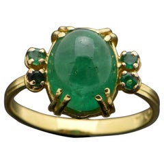 Vintage 18kt Yellow Gold Cabochon Emerald