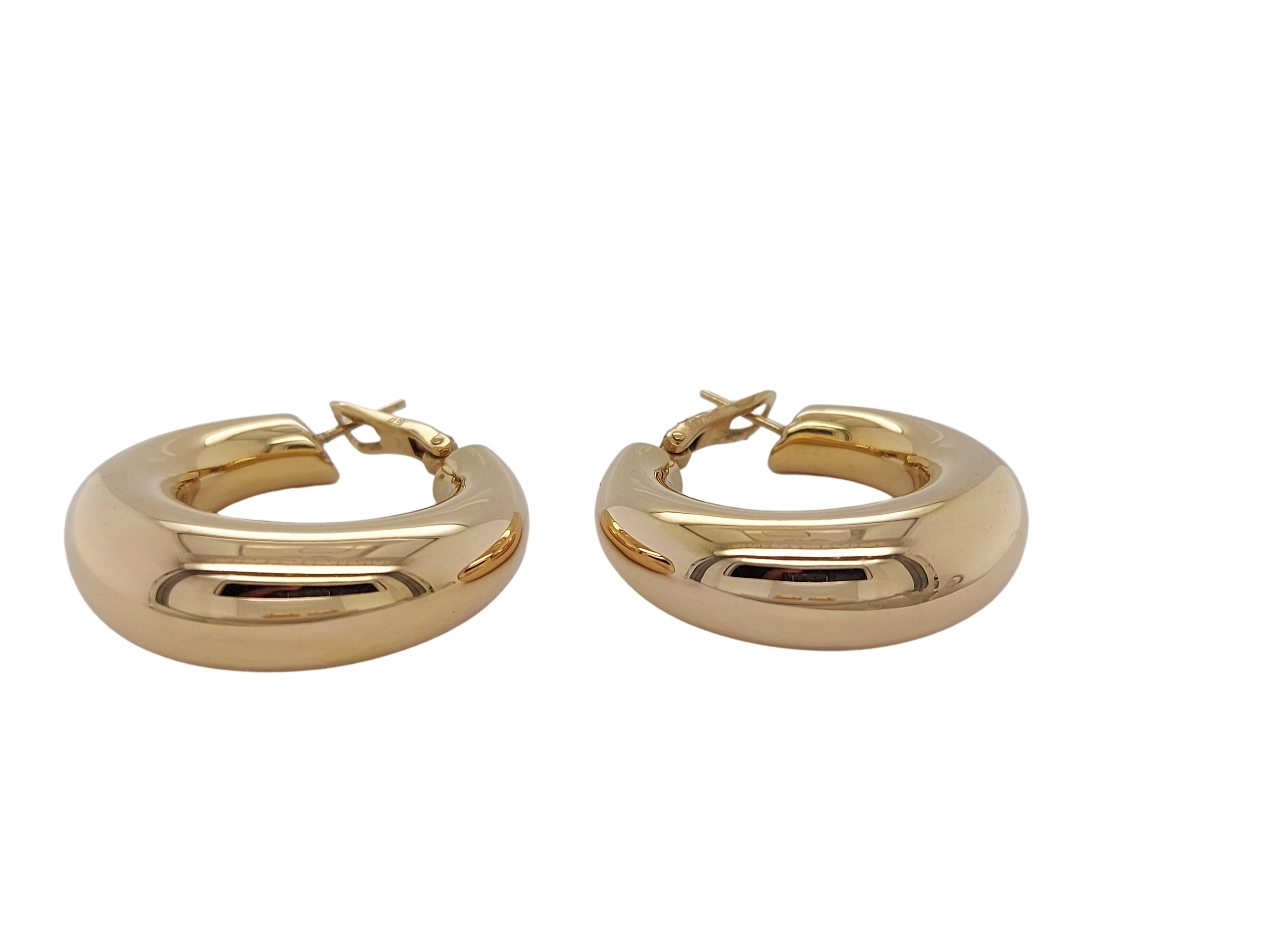 Women's or Men's Vintage 18kt Yellow Gold Chaumet Paris Hoop Earrings 
