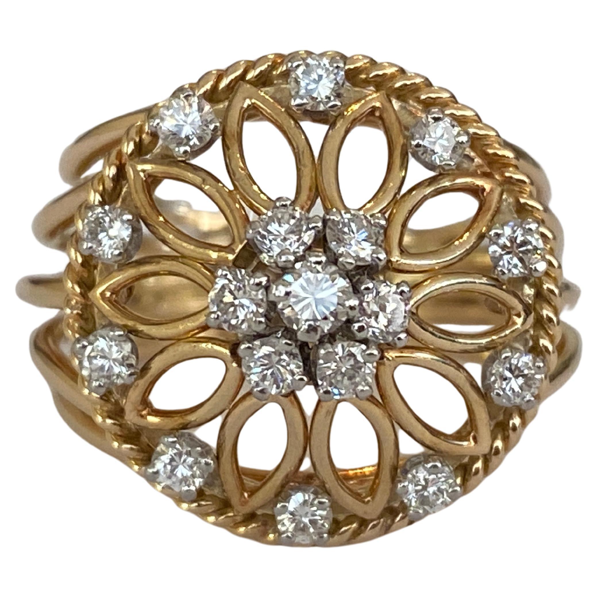 Vintage 18kt yellow gold cocktail diamond ring For Sale