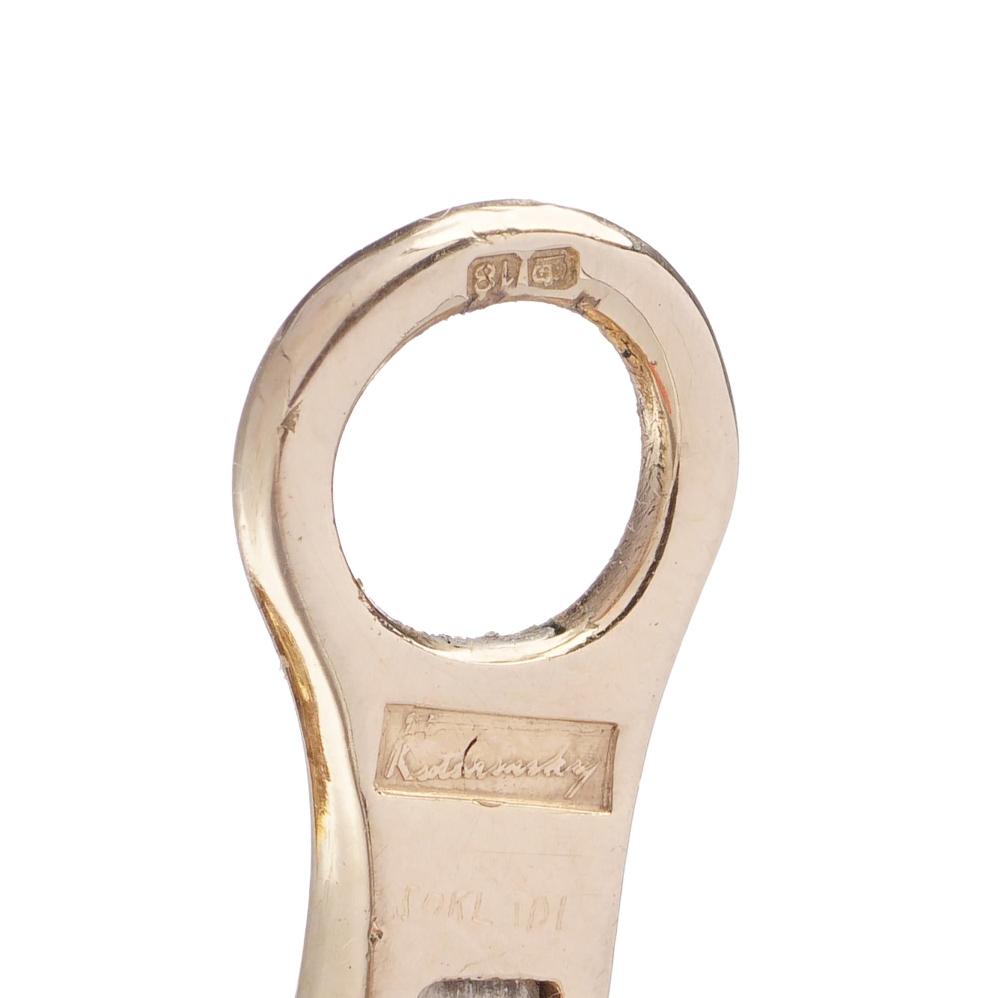 Orecchini a clip in oro giallo 18kt con corallo e diamanti, CIRCA 1970 in vendita 1