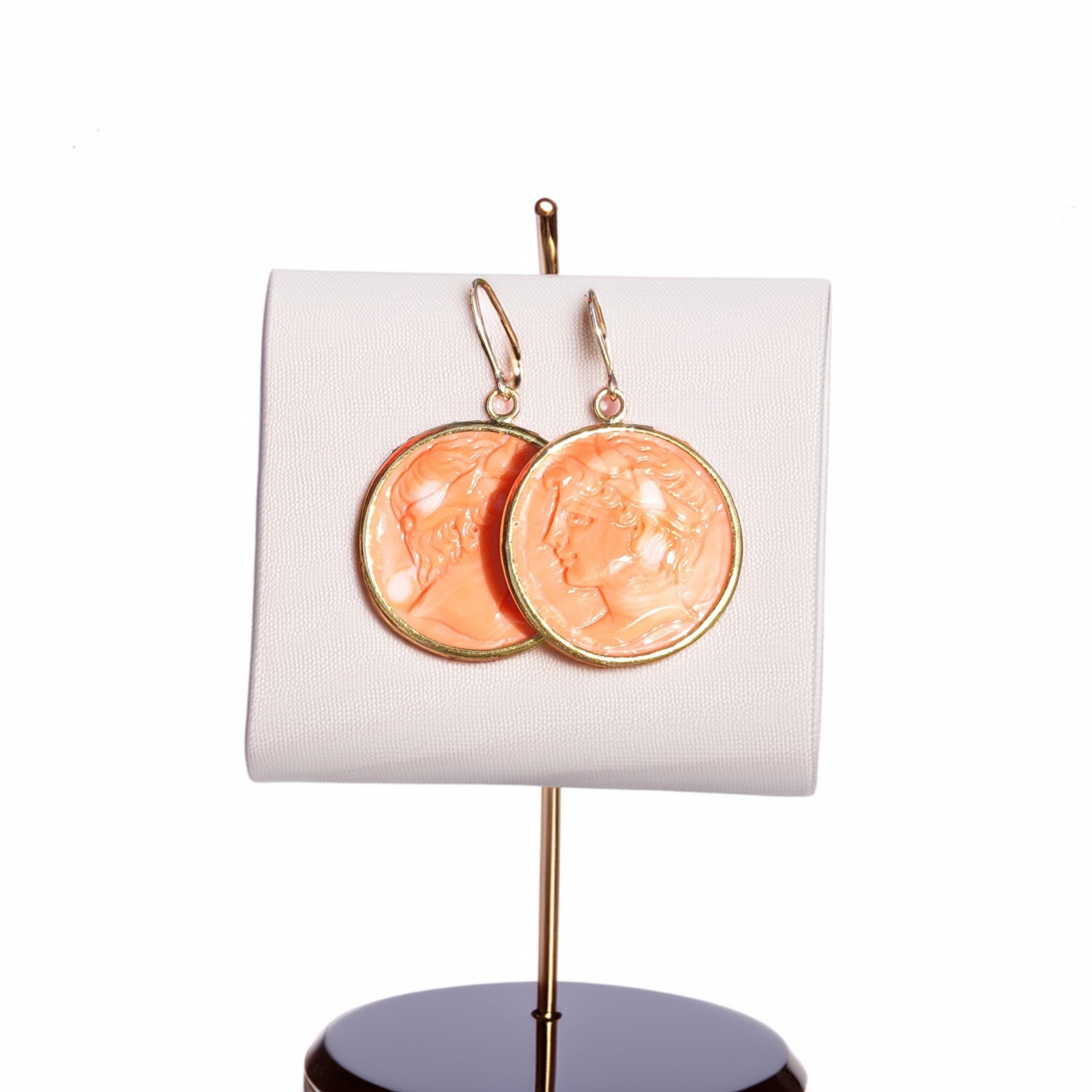 Cabochon Vintage 18kt yellow Gold Coral Cameo Earrings For Sale