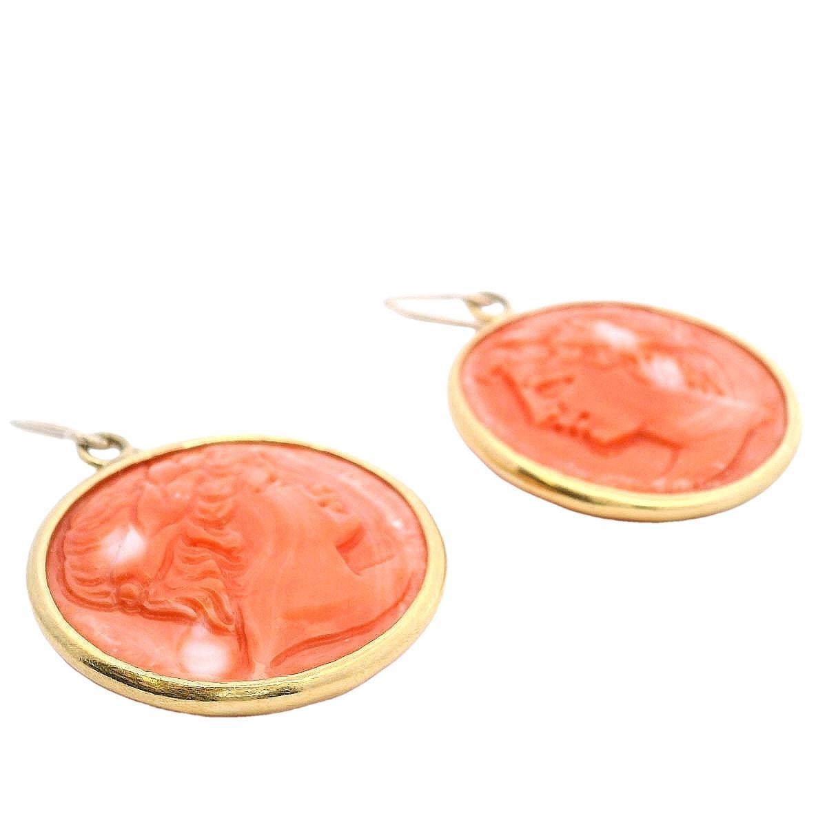 Women's or Men's Vintage 18kt yellow Gold Coral Cameo Earrings For Sale