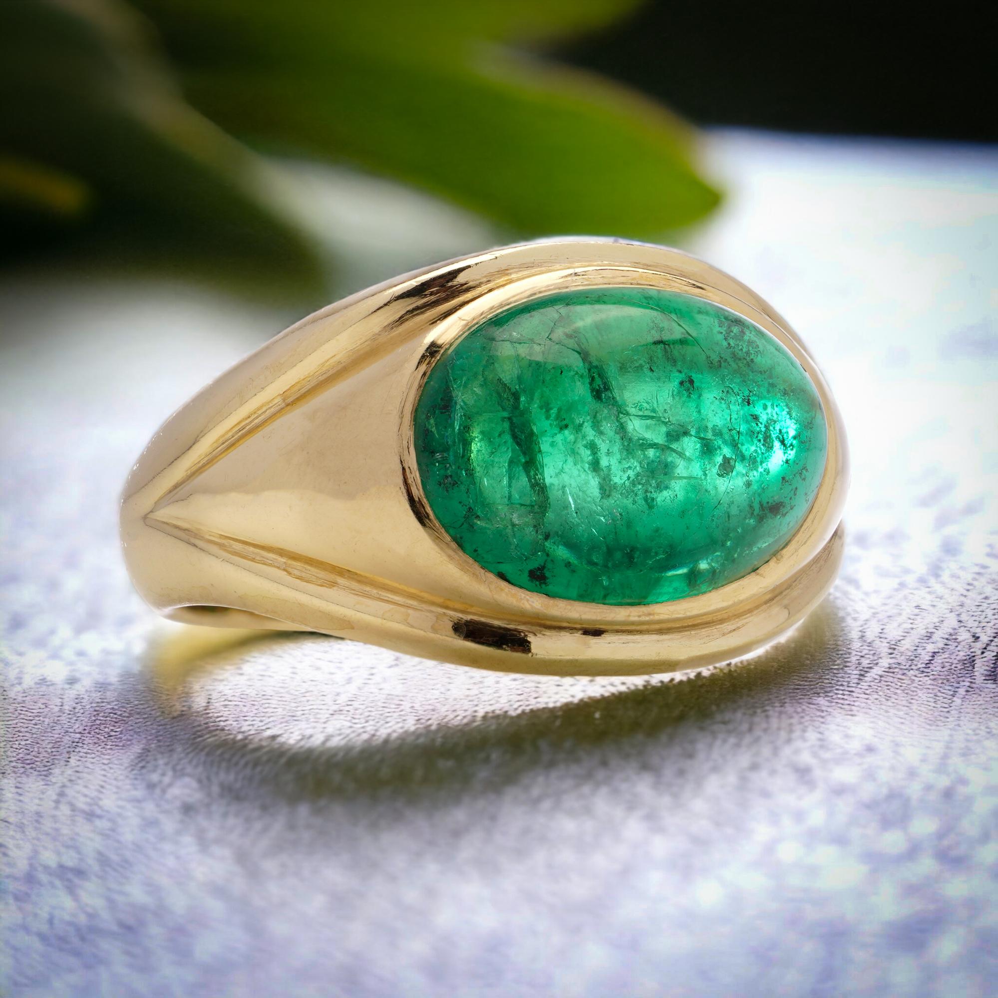 Oval Cut Vintage 18kt yellow gold dome ring set with oval 3.95ct. cabochon Emerald For Sale