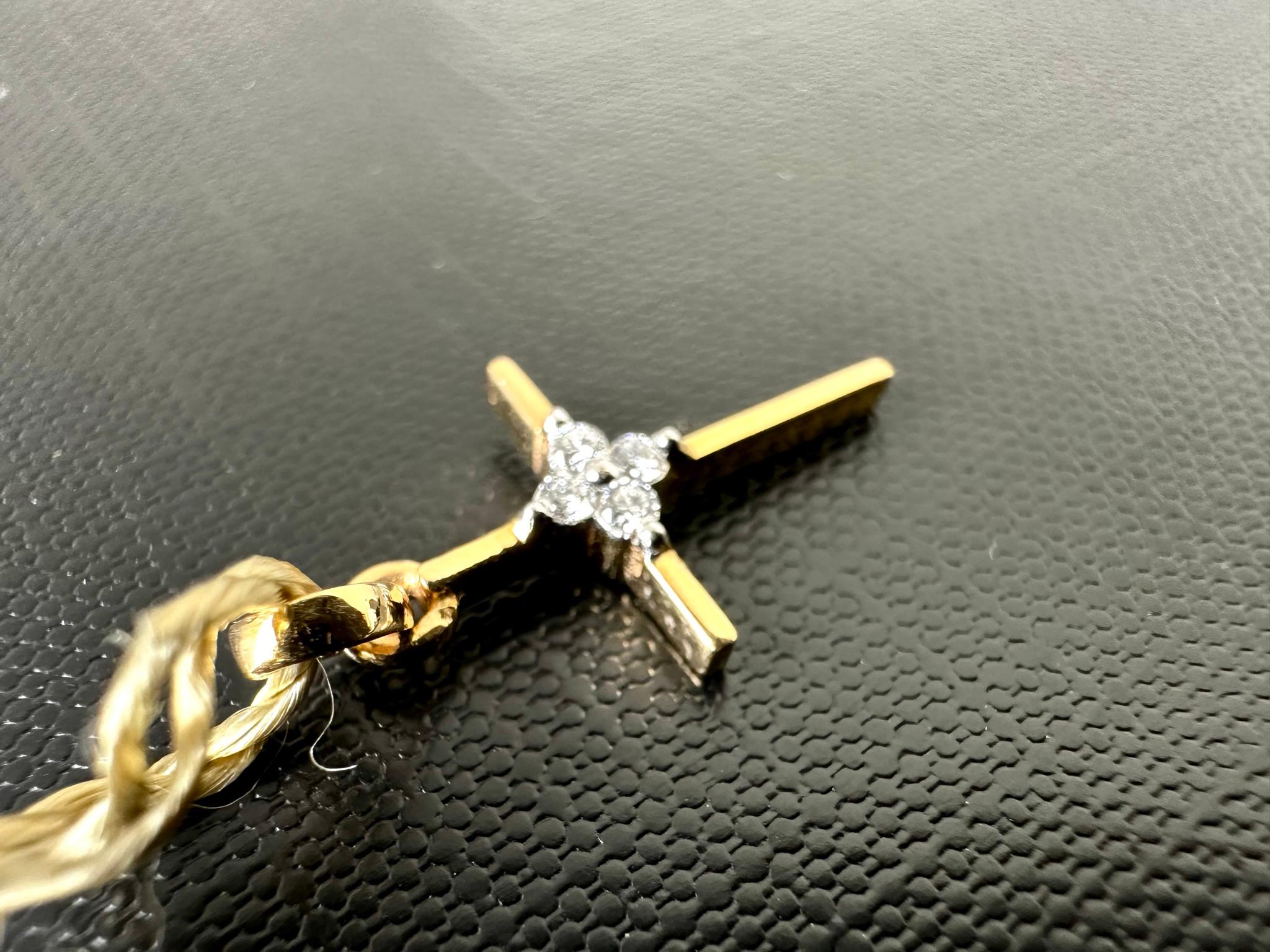 Women's or Men's Vintage 18kt Yellow Gold French Cross For Sale